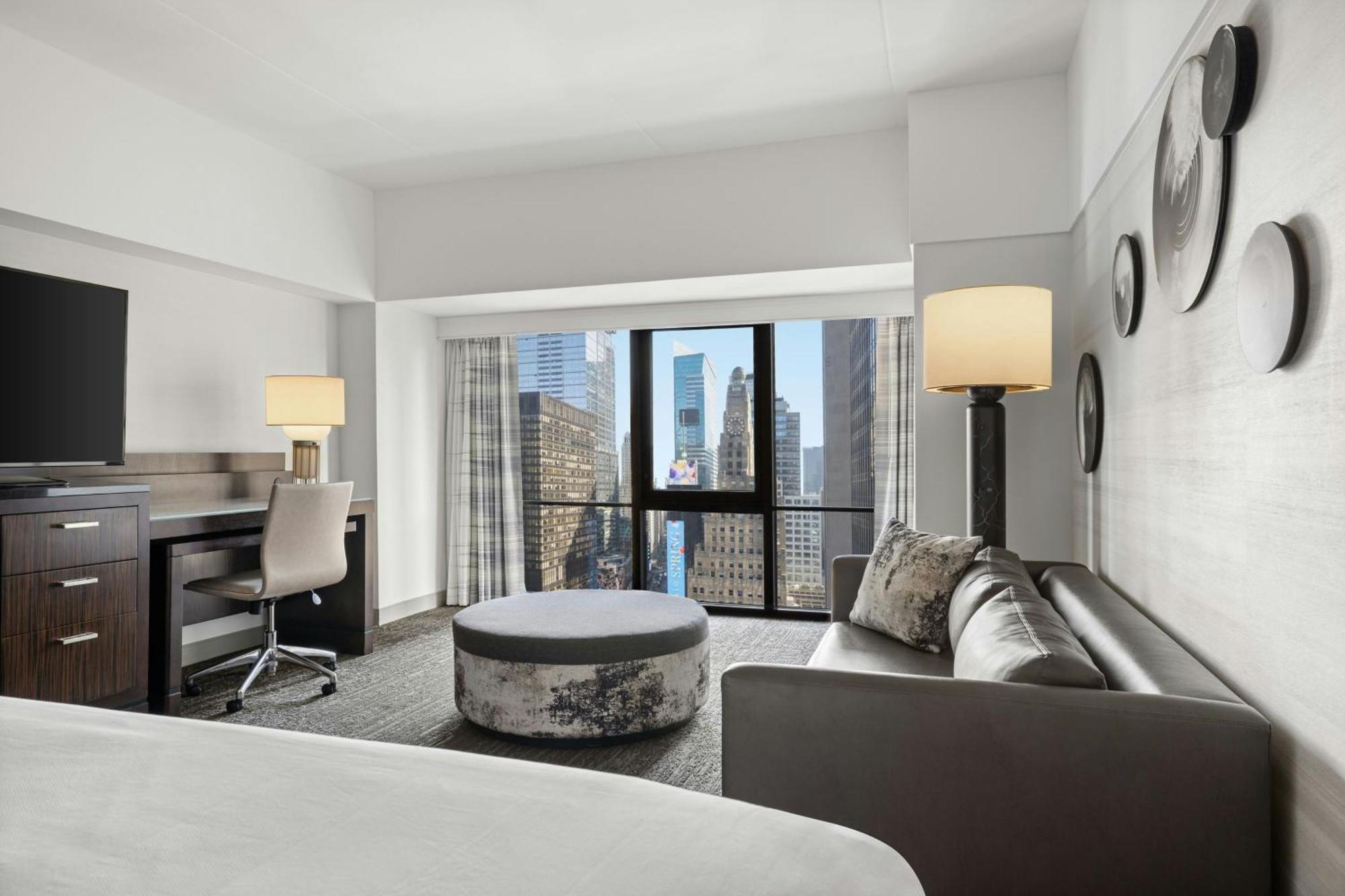 King Room Sofa Bed Upon Request Times Square View,1773695720:JPEG
