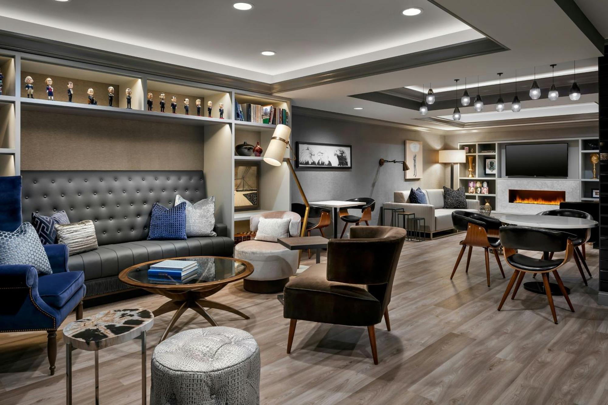 King Guest Room Club Level