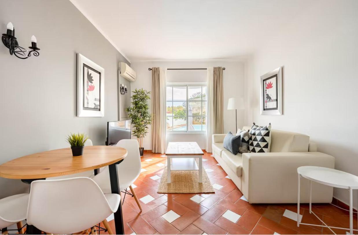 Duplex Apartment Side Sea View