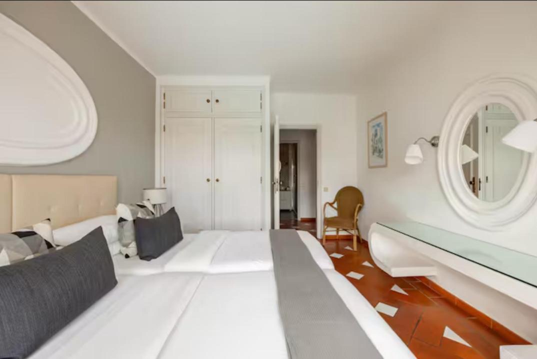 Duplex Apartment Side Sea View