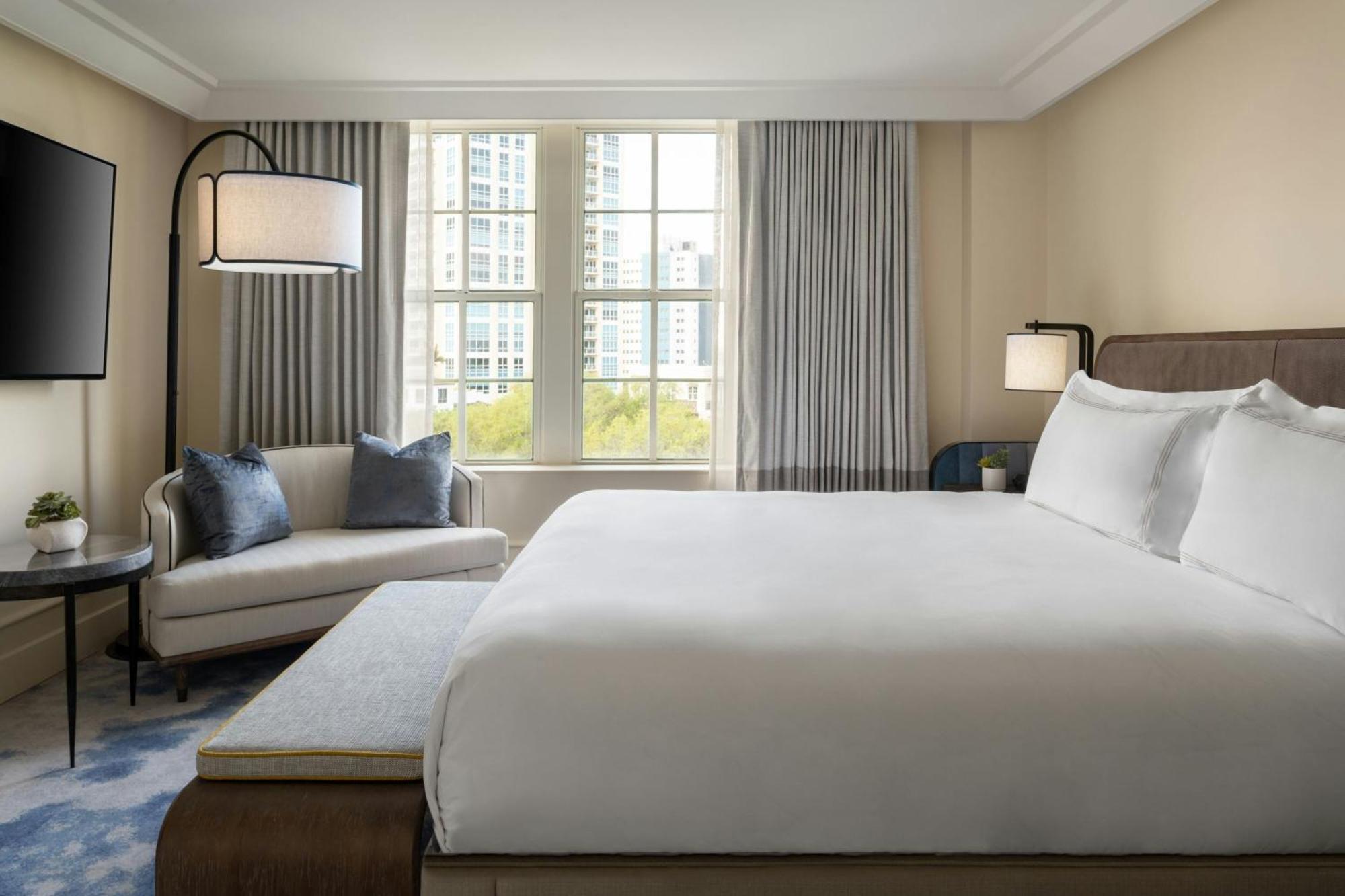 Deluxe One King Bed Resort View Hearing Accessible Historic