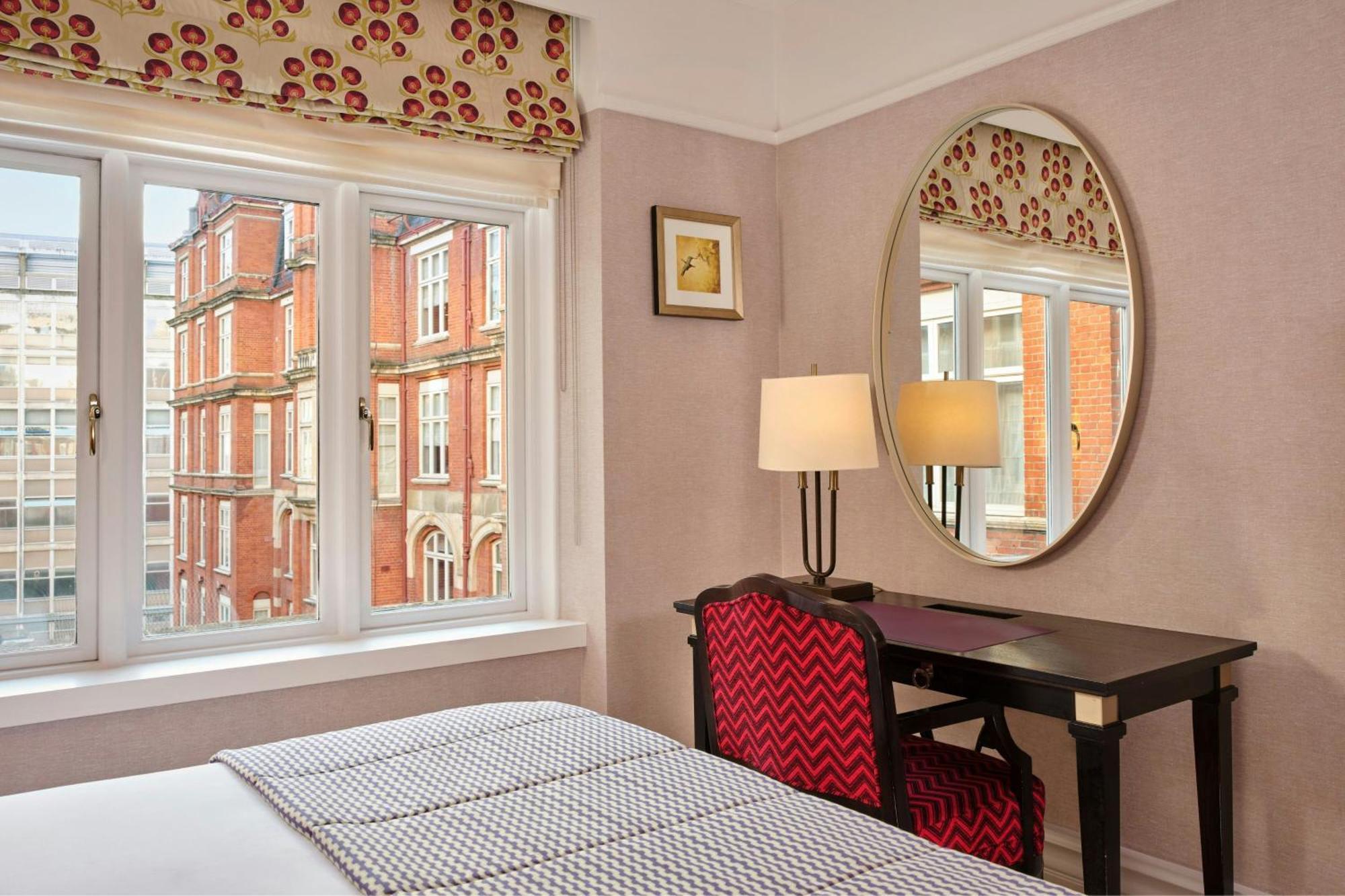 Deluxe Guest room 1 King