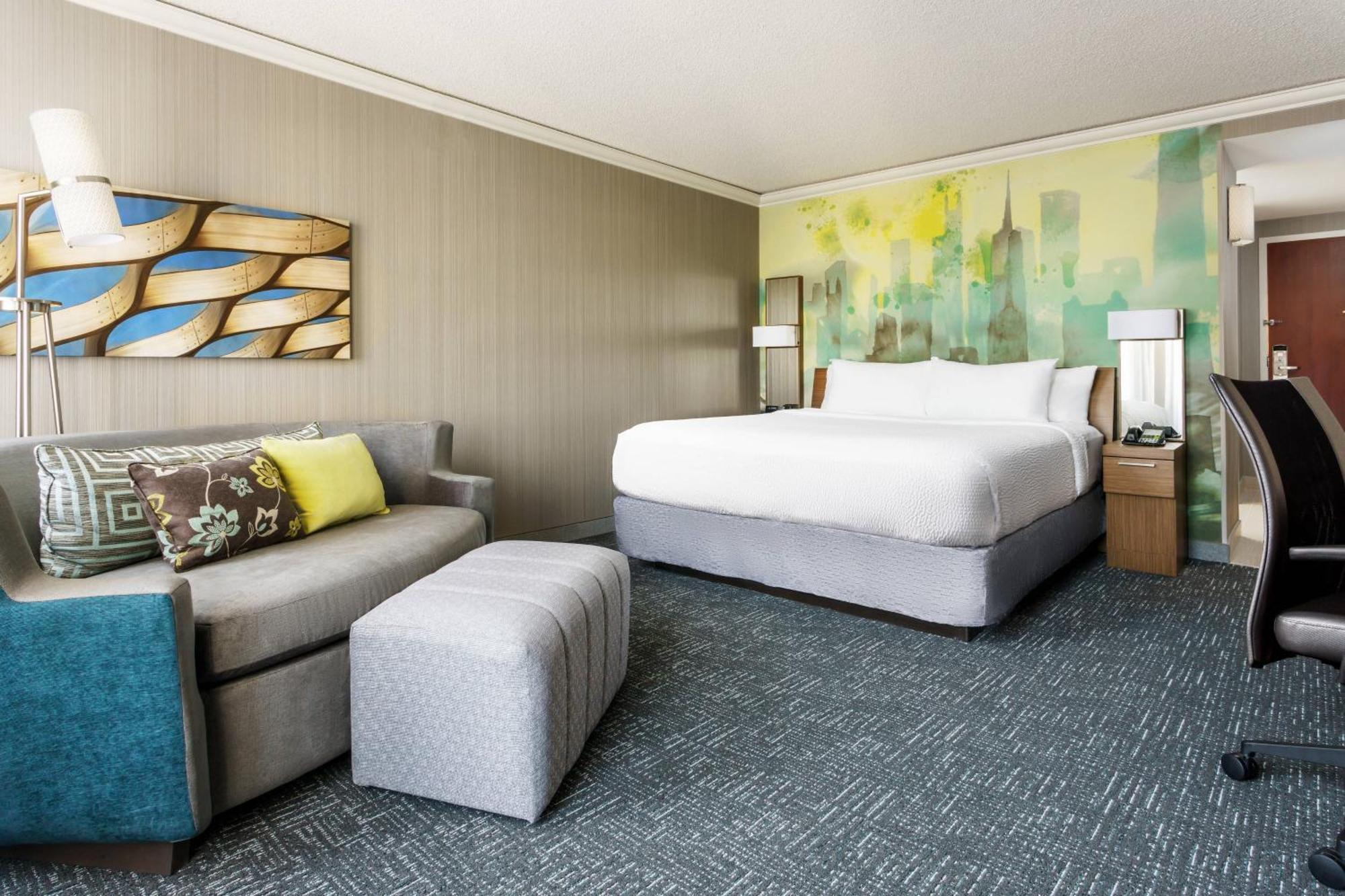 King Room with Sofa Bed