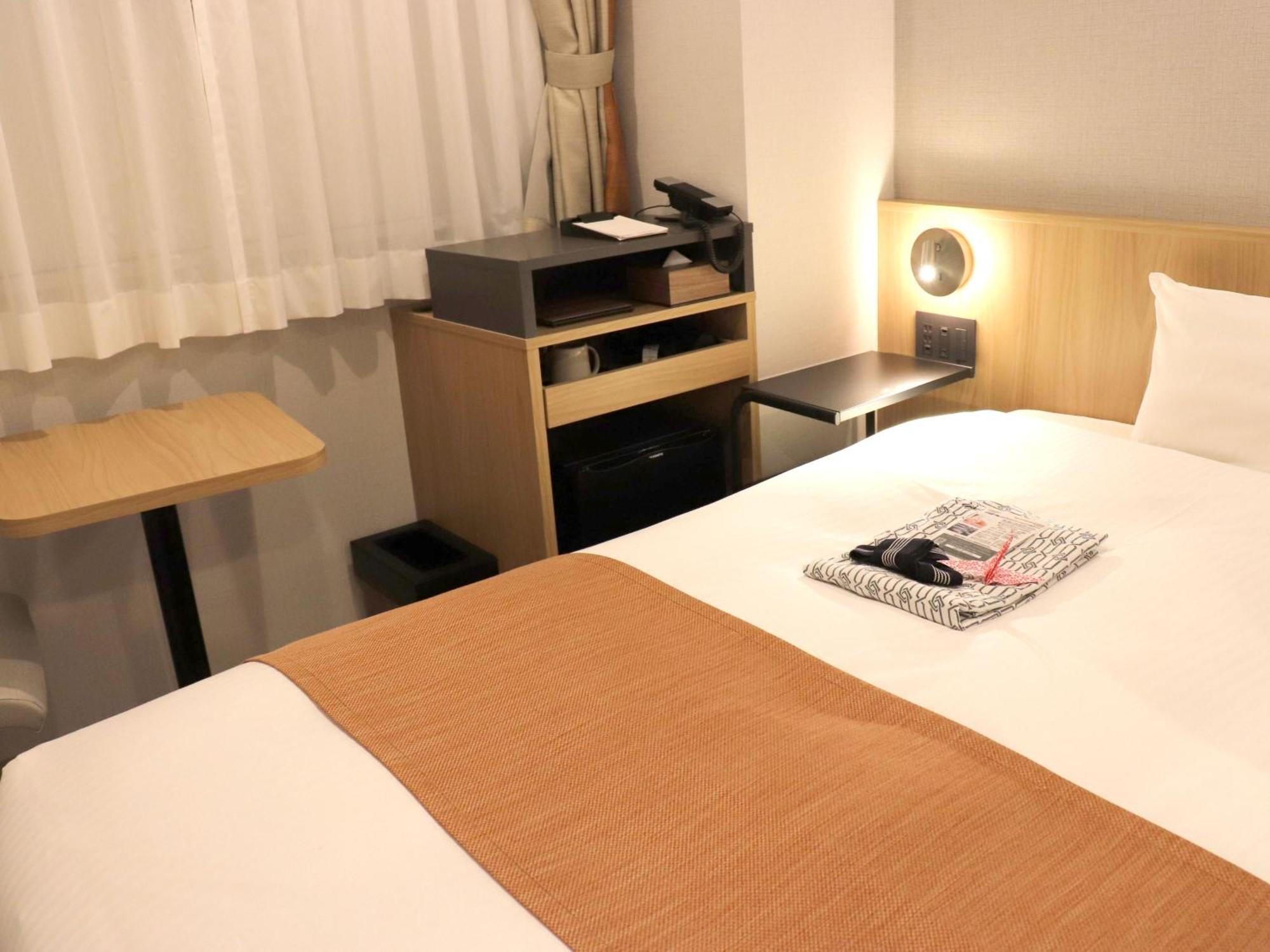 Small Double Room R-Type Non-Smoking