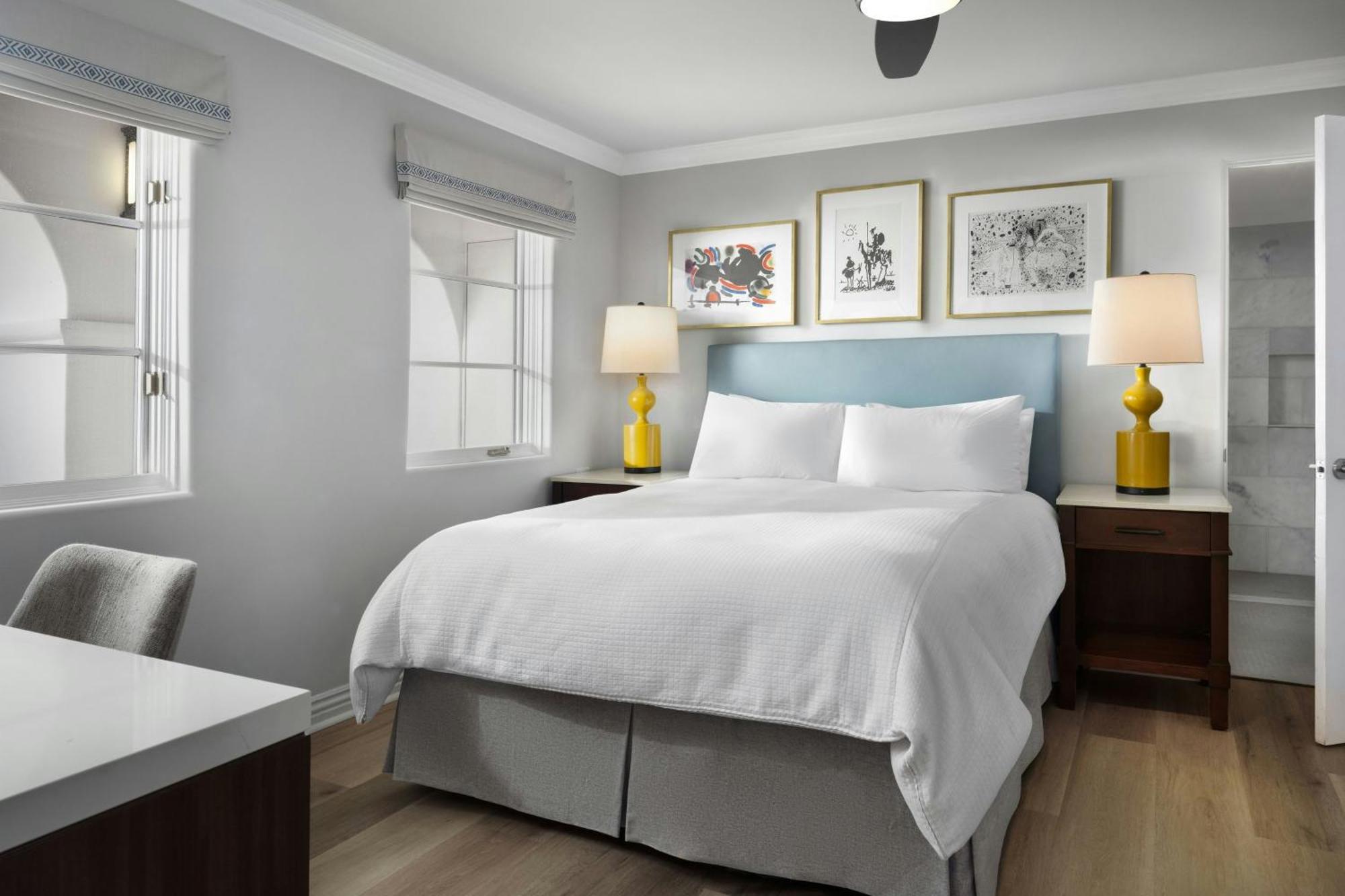 Classic Queen Room No Resort Fees