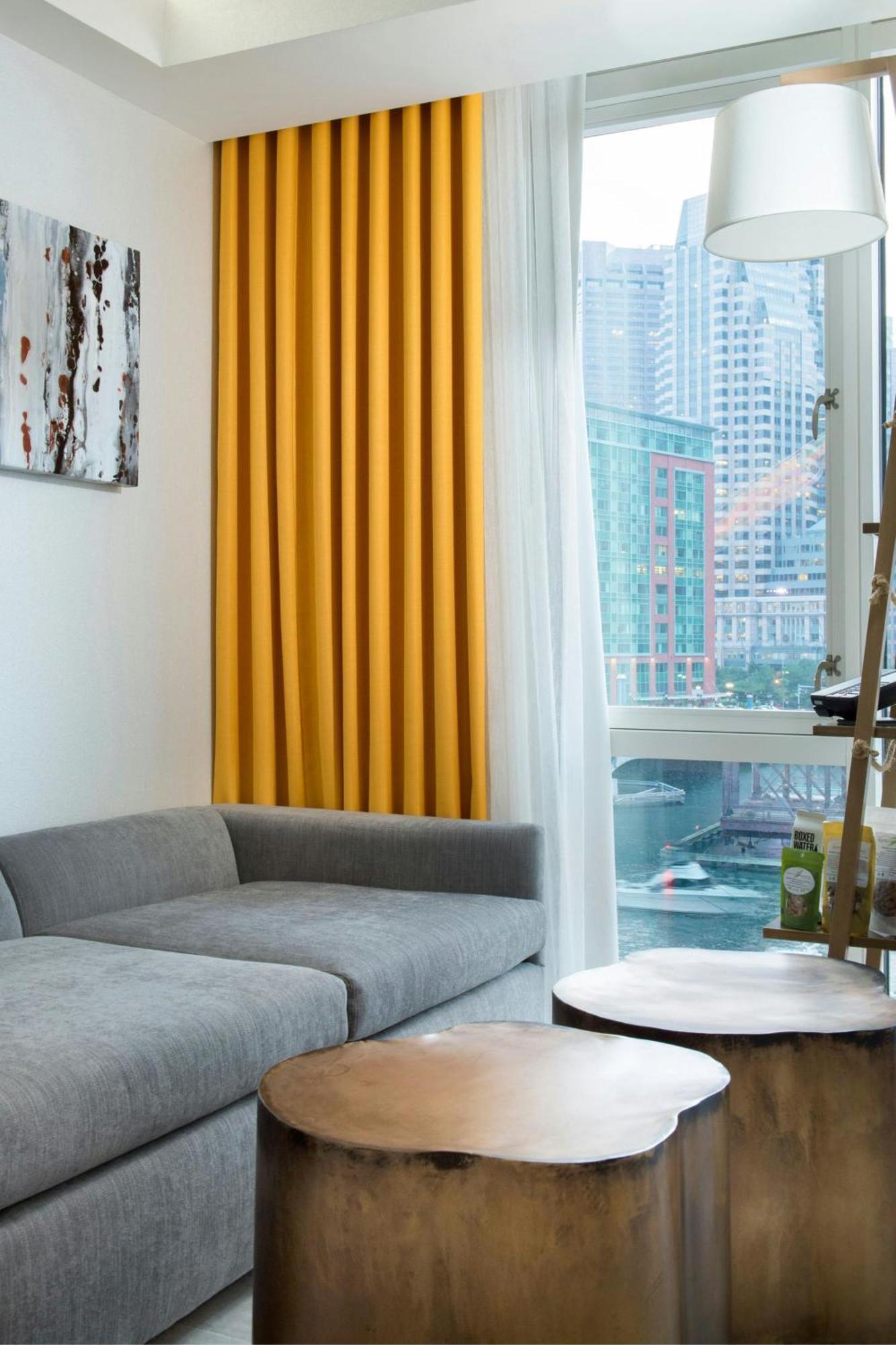 King Coveted Corner Room City View