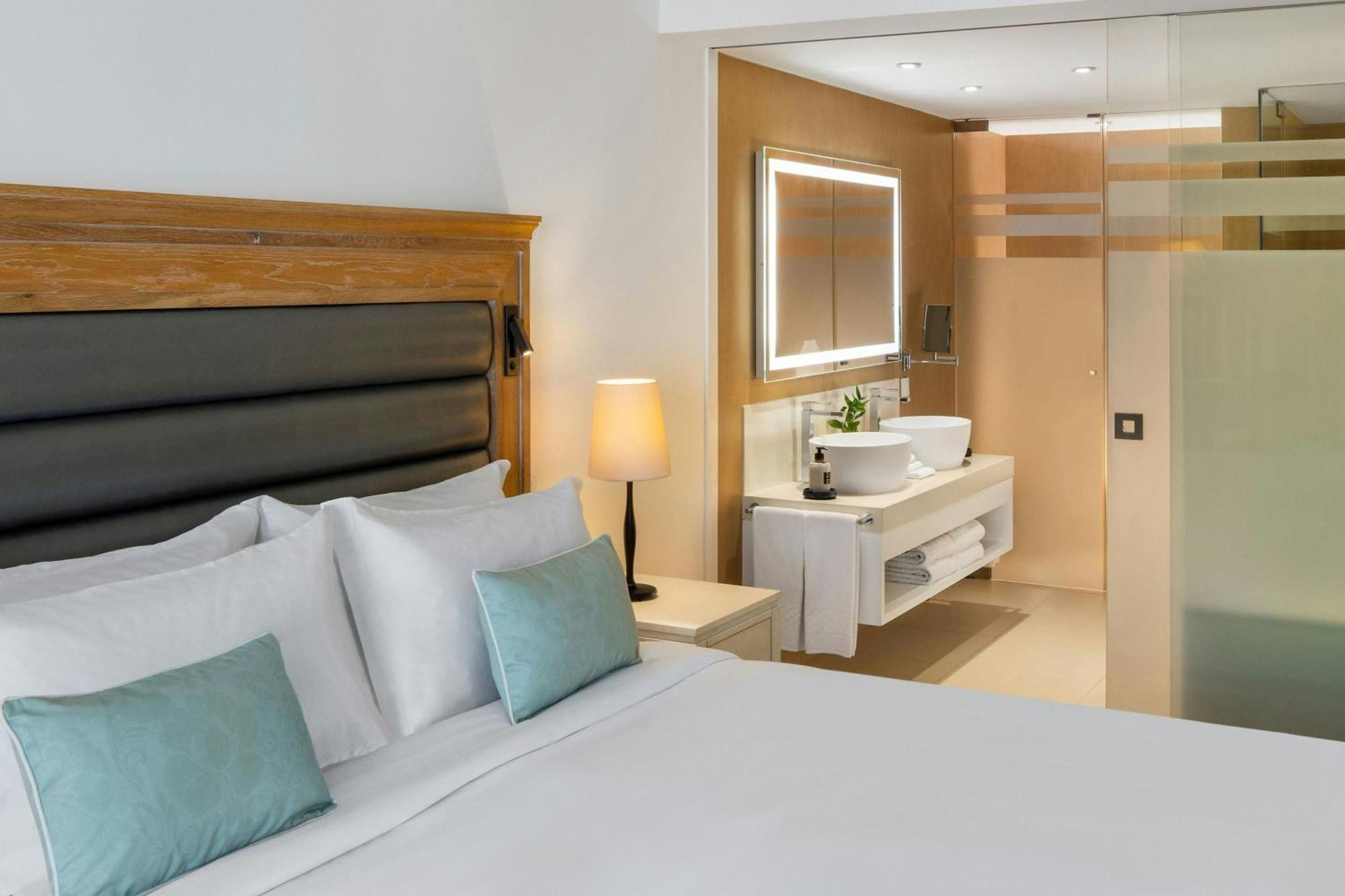 Suite Júnior Oceano com Acesso ao Jardim