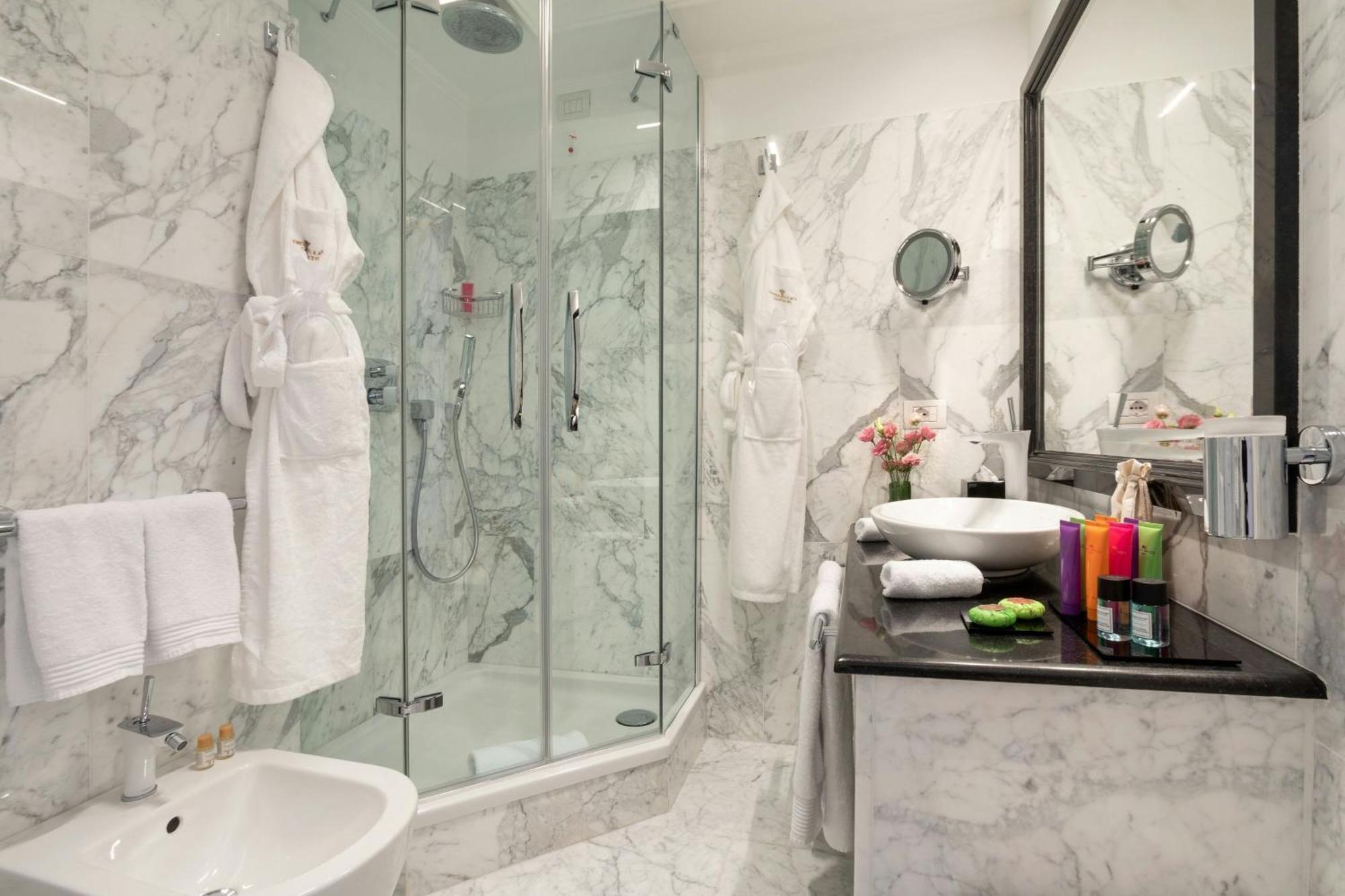 Queen Room - No View,1643192232:JPEG