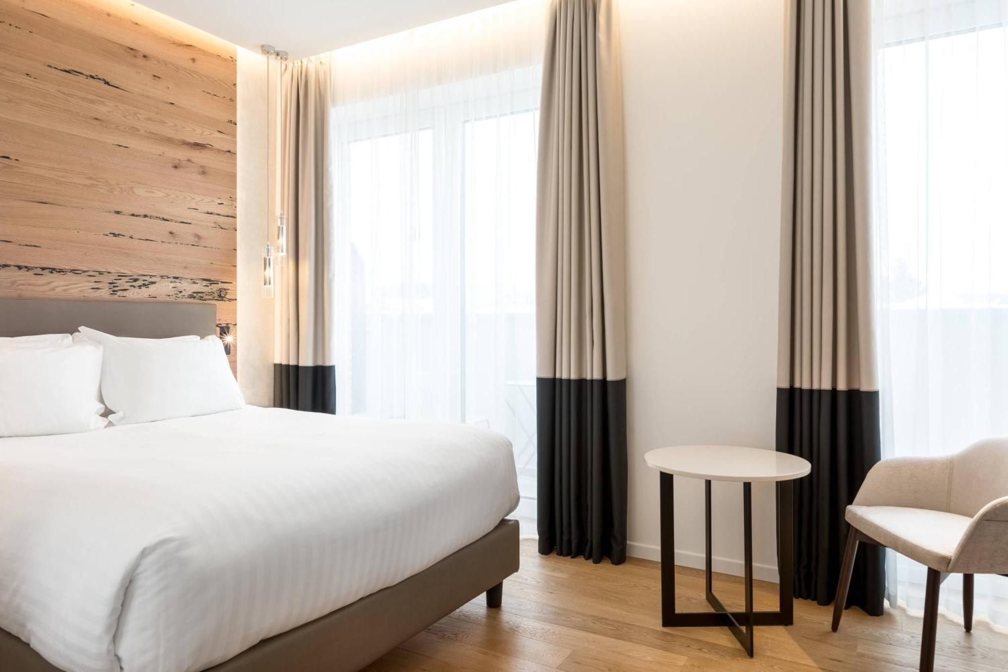 Superior Room Water View