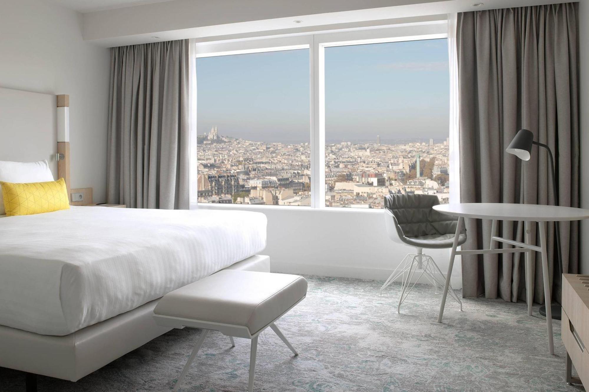 King Room Sacre Coeur View