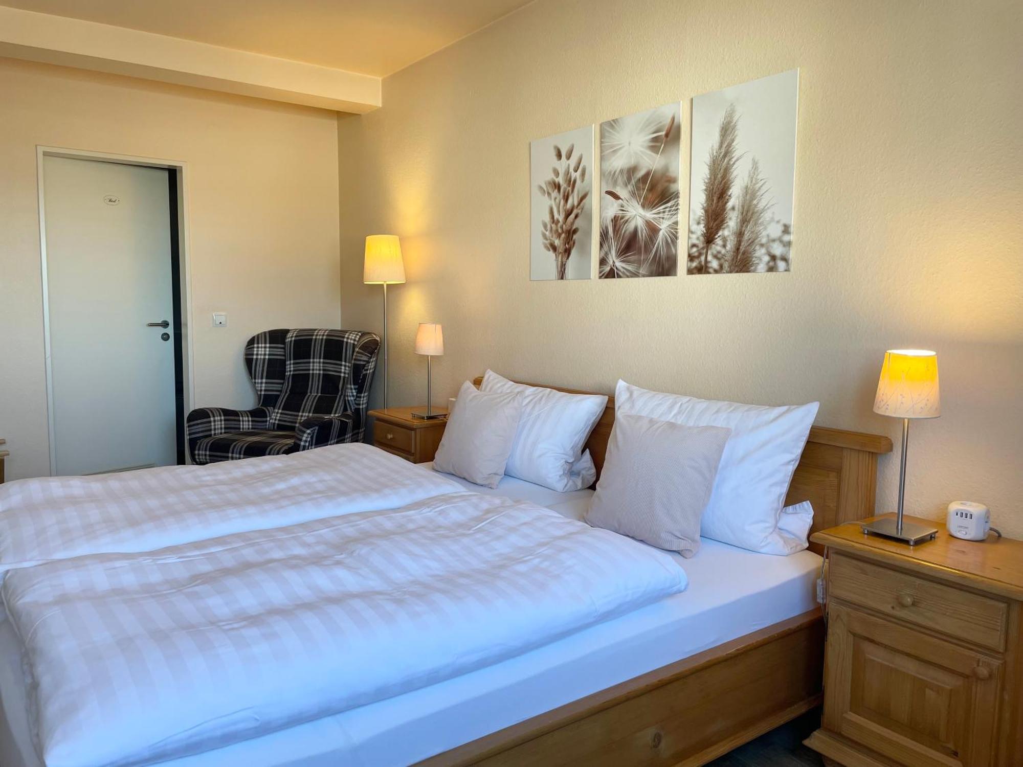 Double Room Private Bathroom