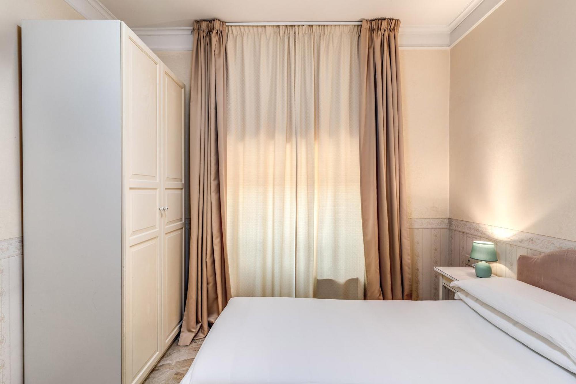 Double or Twin Room,1643756165:JPEG