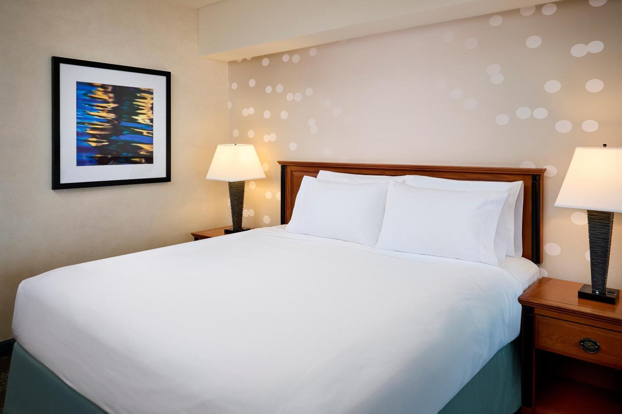 Standard Zimmer mit Kingsize-Bett