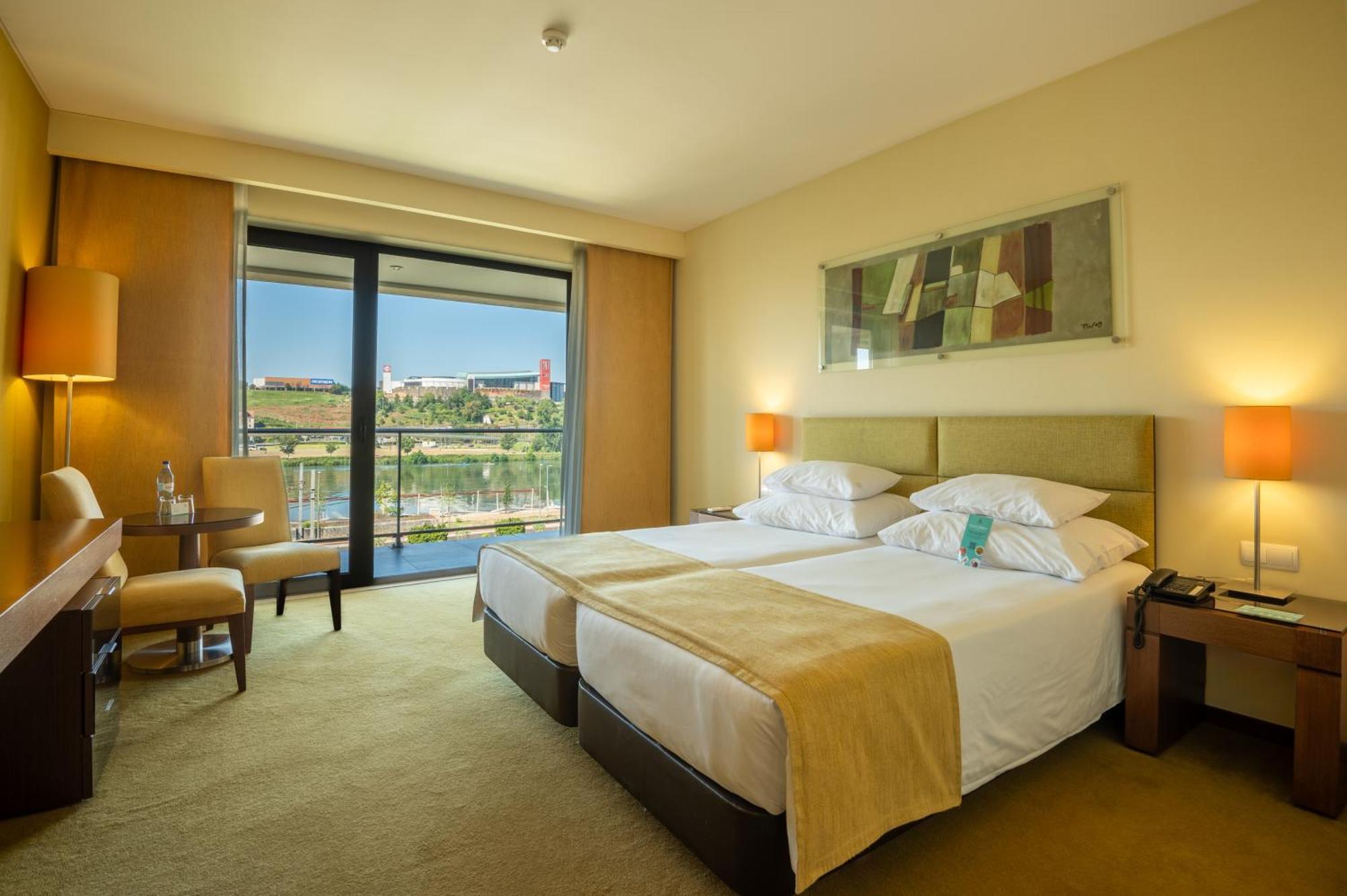 Twin Room Pool View