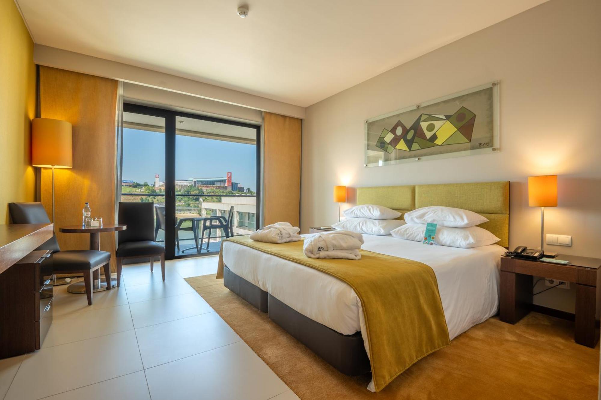 Superior Double Room Pool View