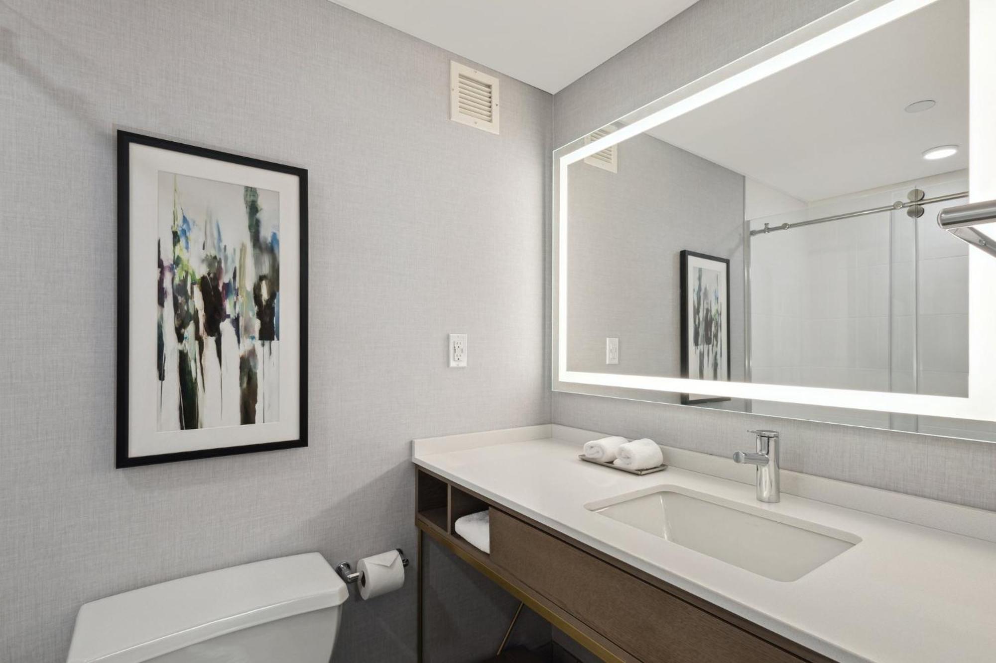 Standard King Room Walk Shower