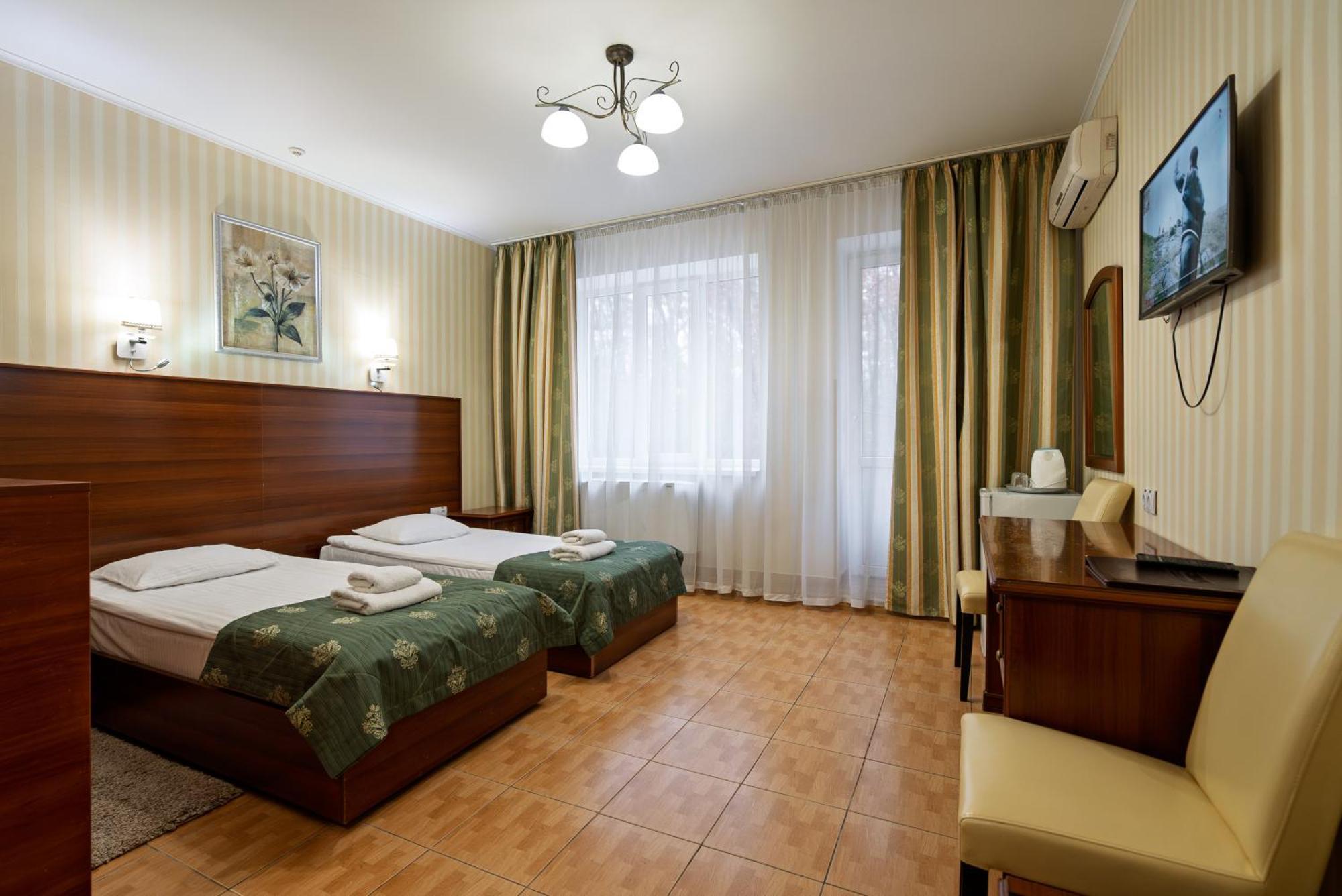 Standard Twin Room