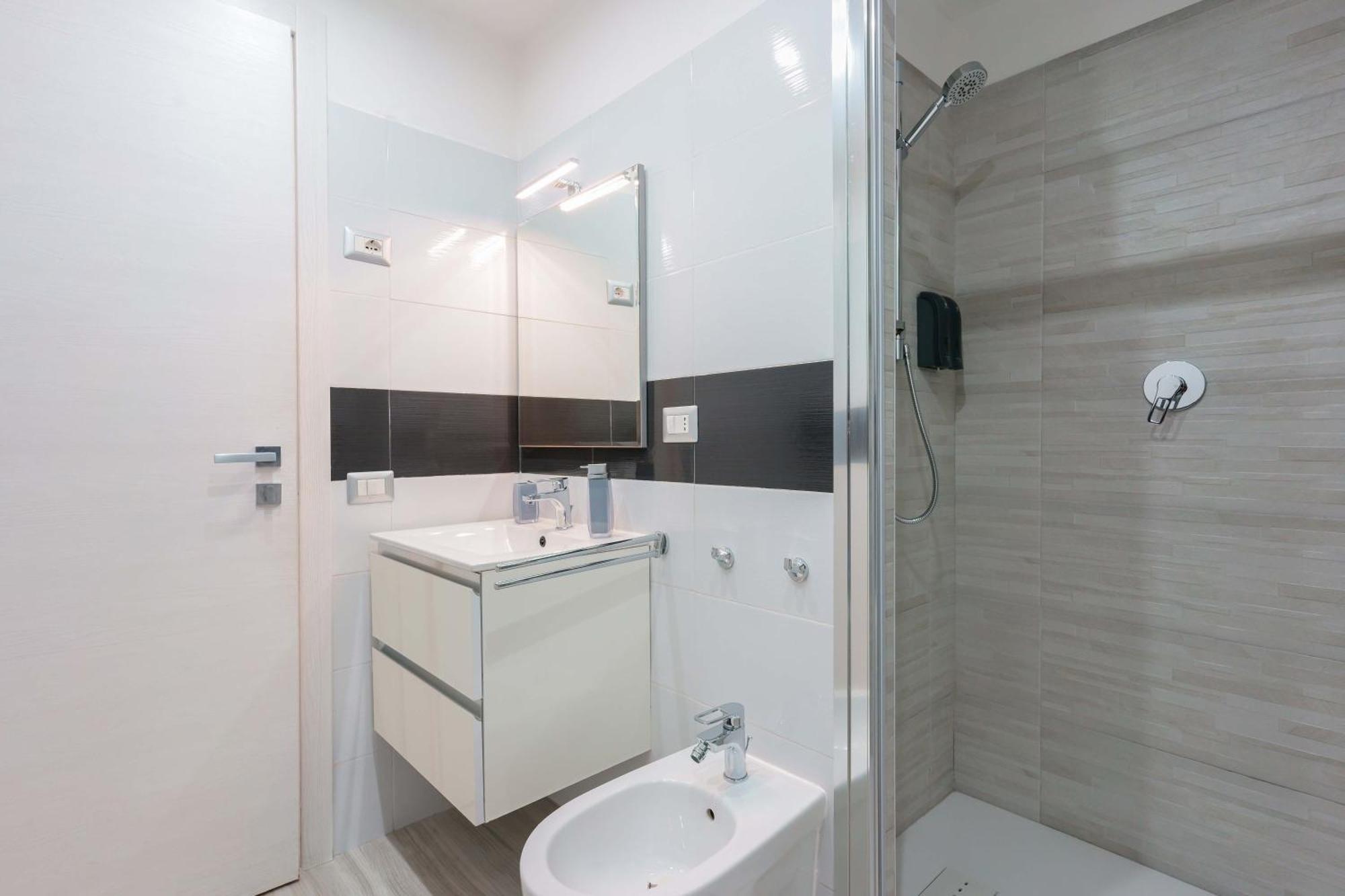 Double or Twin Room Private Bathroom