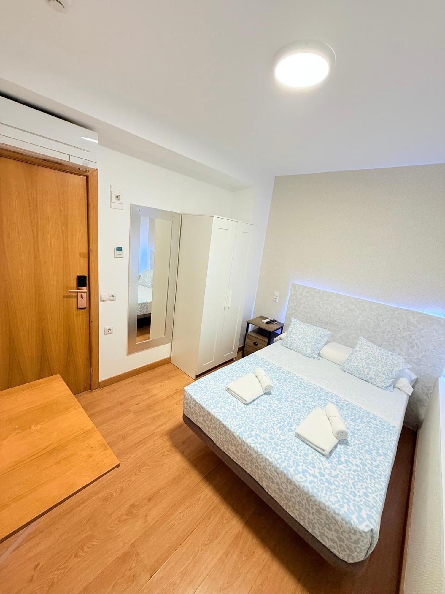 Double or Twin Room Bathroom