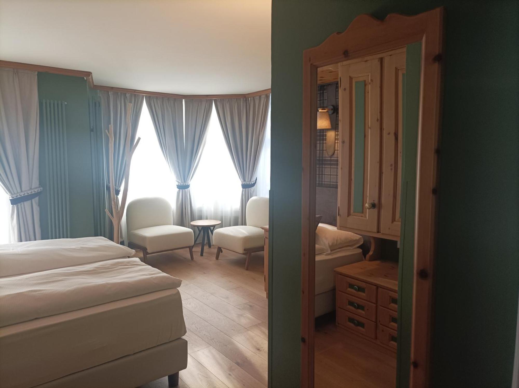 Superior King Room,1644400854:JPEG