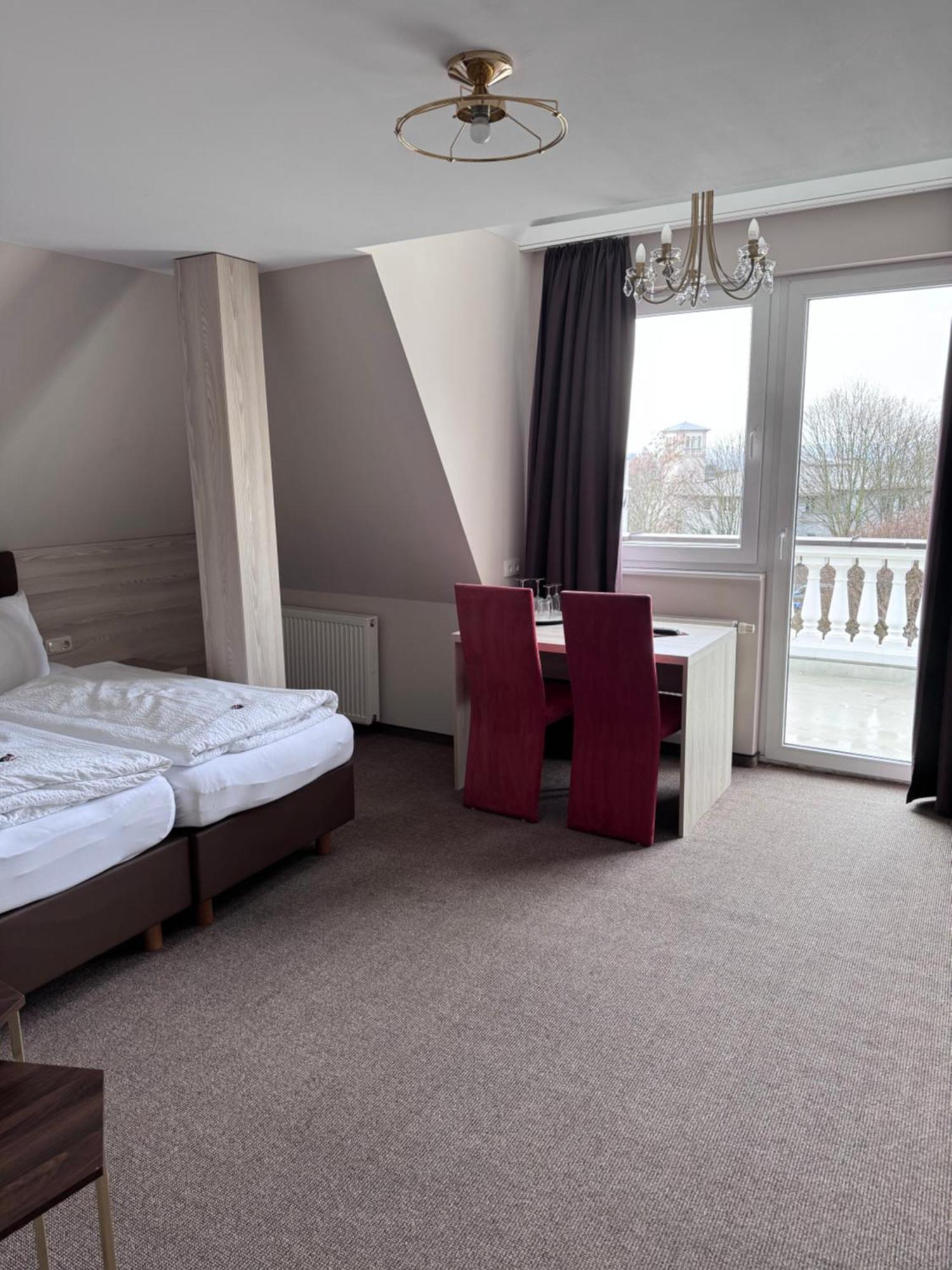 Deluxe Junior Suite