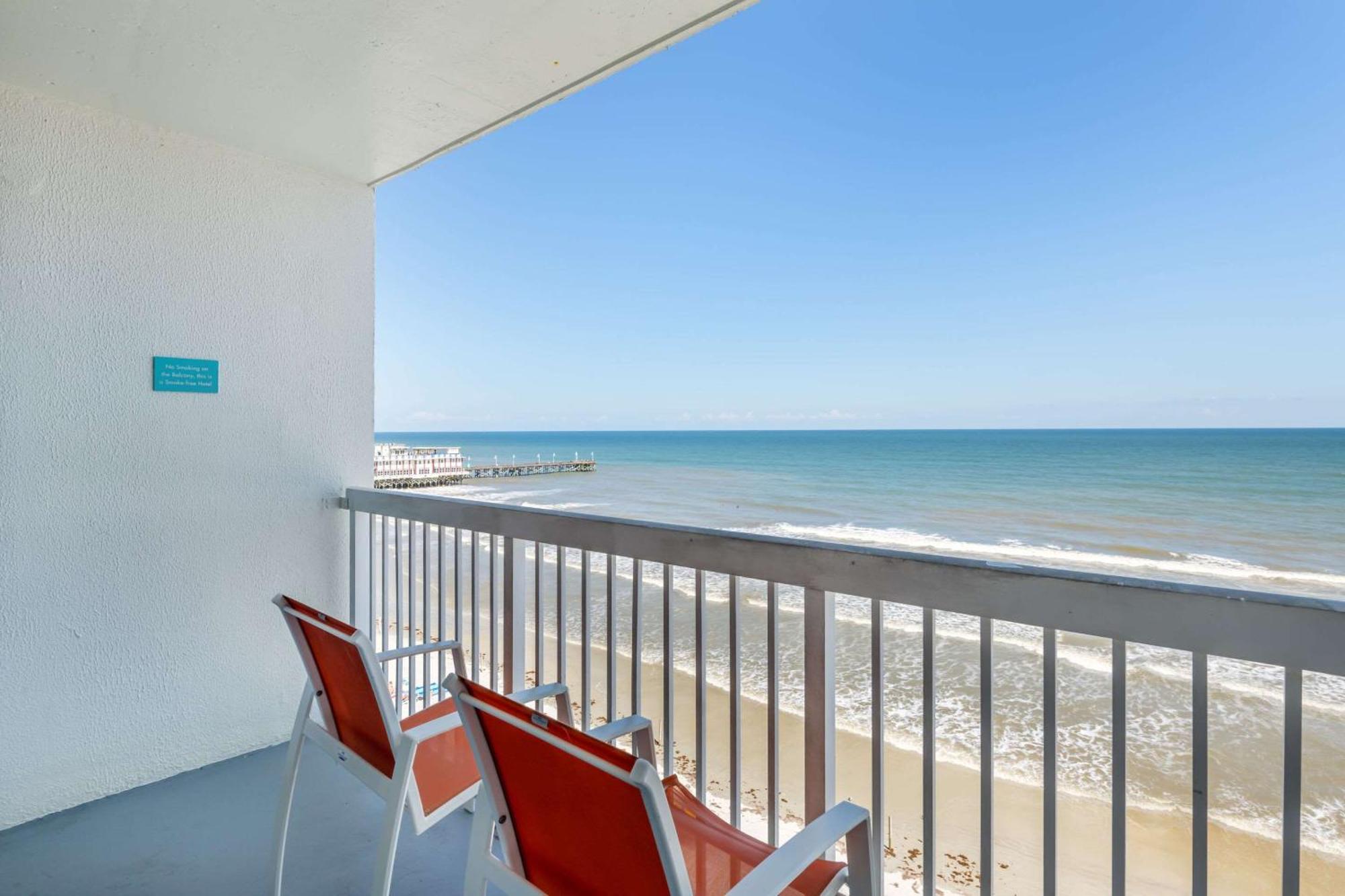 King Room Balcony Oceanfront