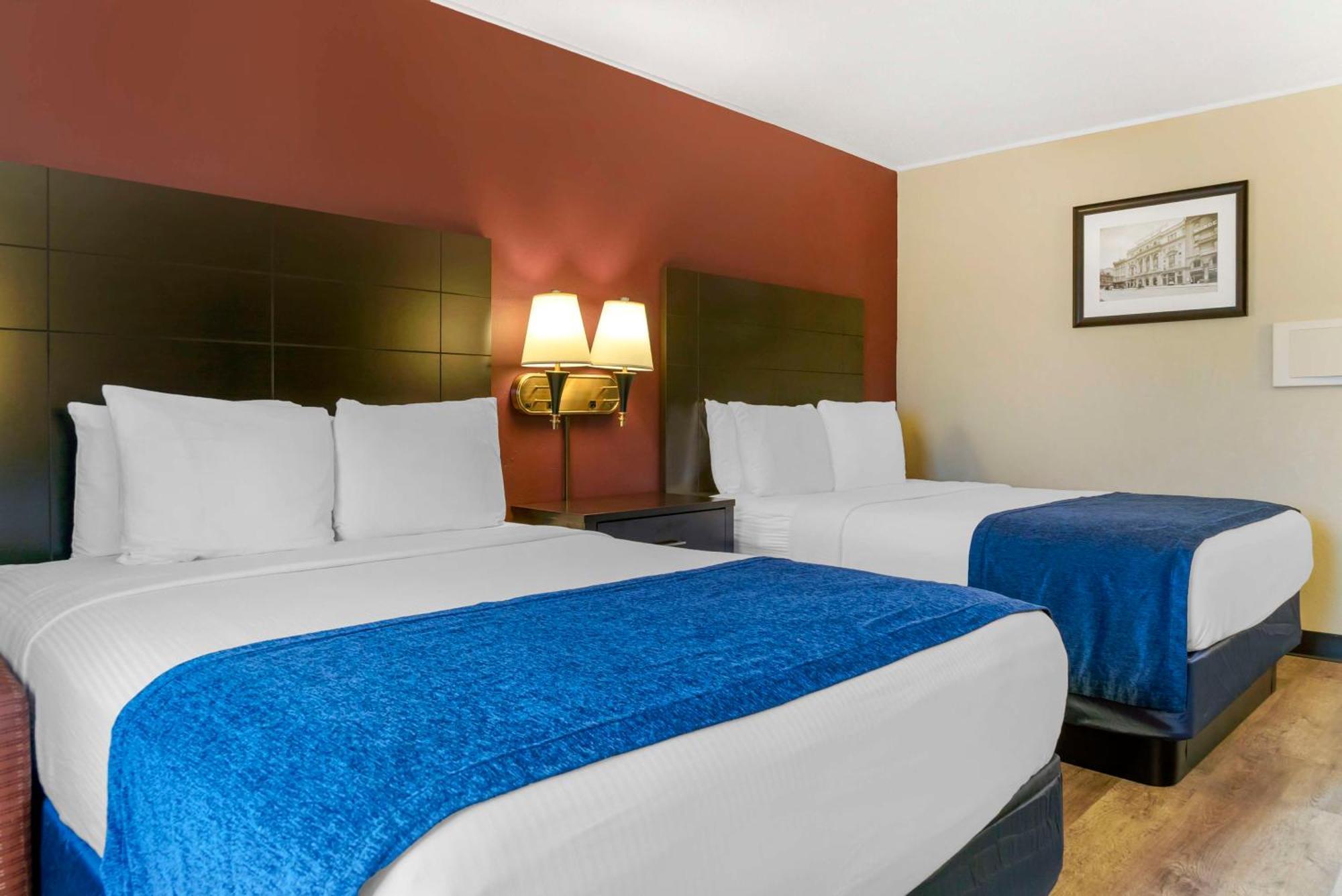 Queen Room Two Queen Beds