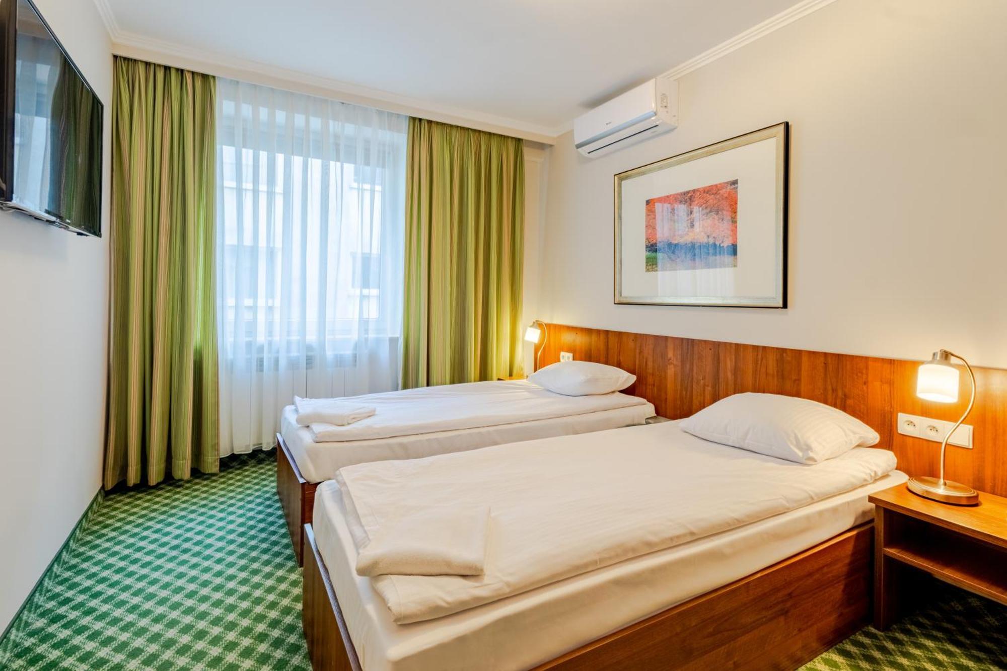 Twin Room Air Condition
