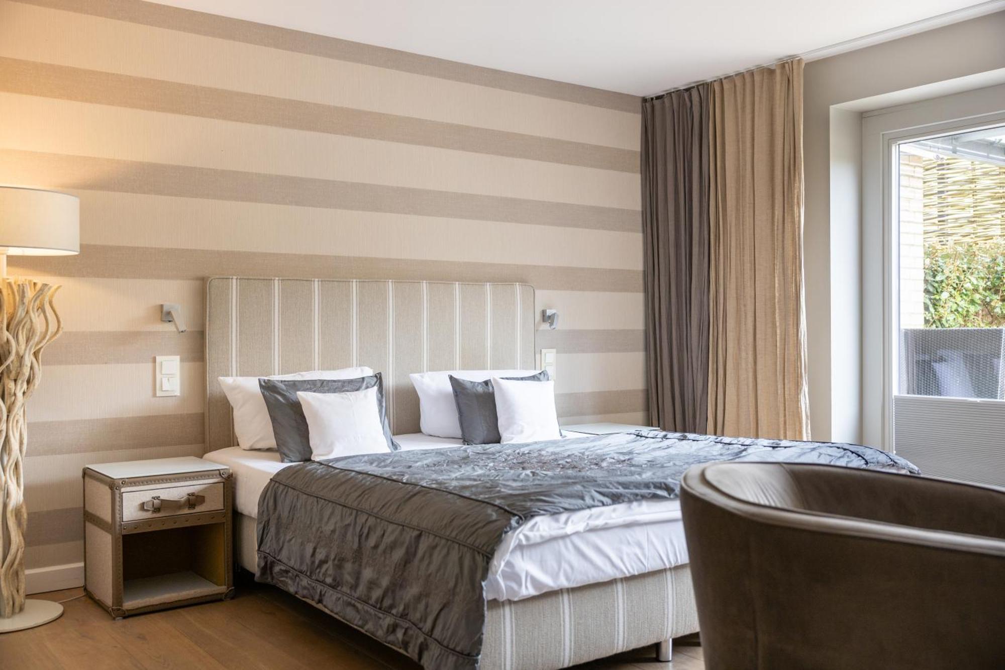 Terrace Room,1644413115:JPEG