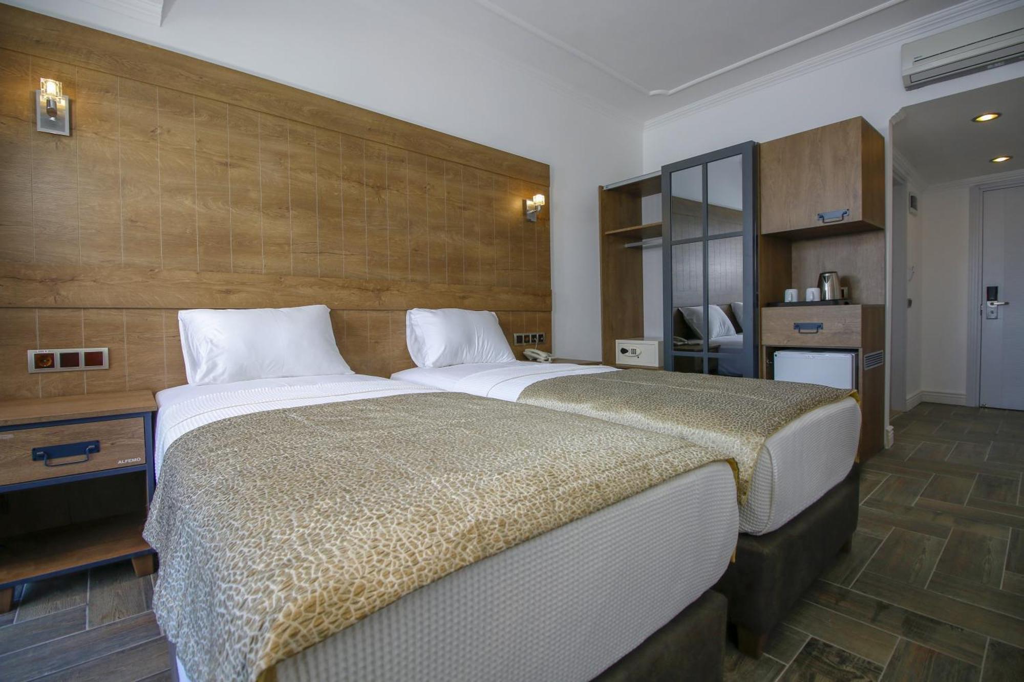 Economy Double Room