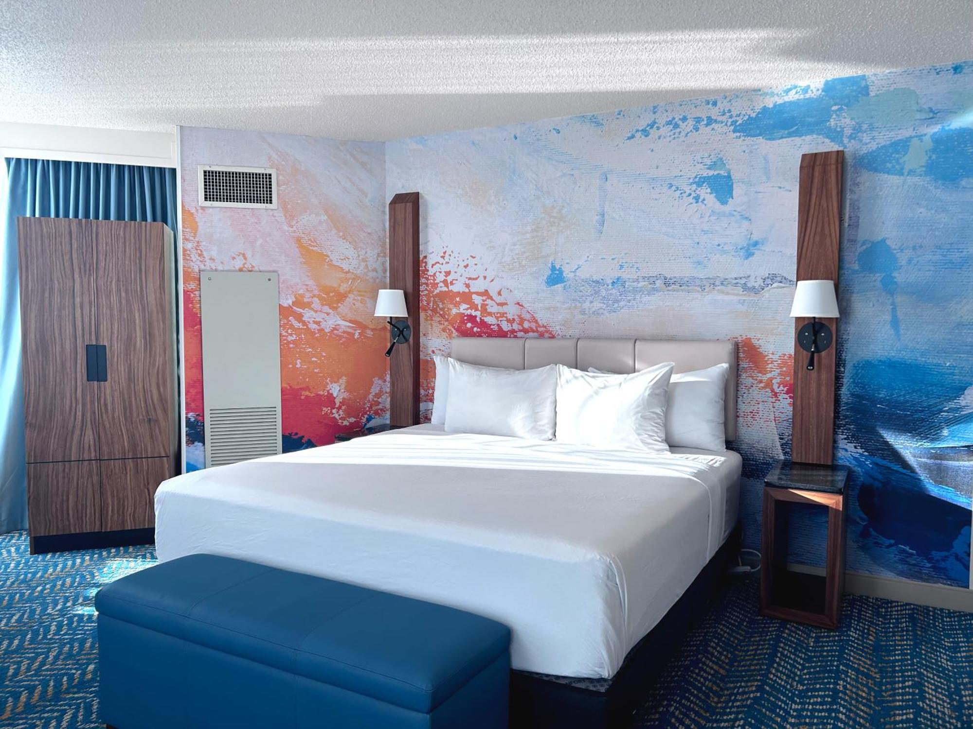Riverfront One-Bedroom Master Suite Non-Smoking