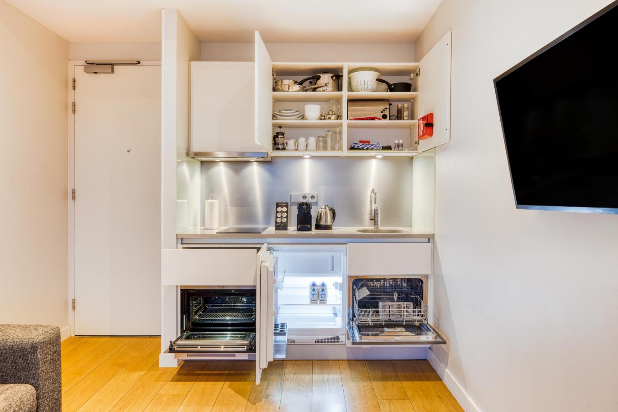 One Bedroom Apartment