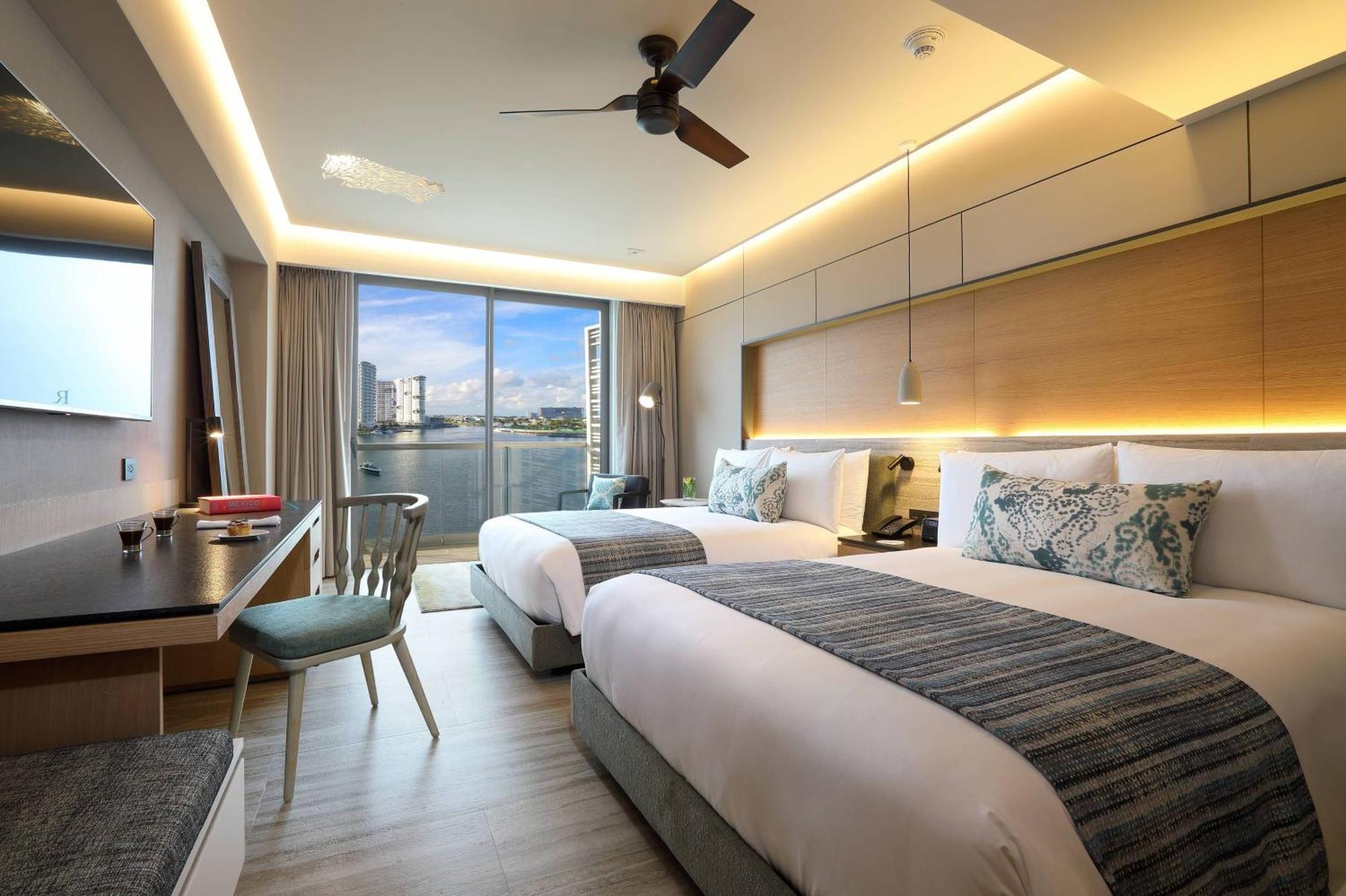 Double Room Marina View