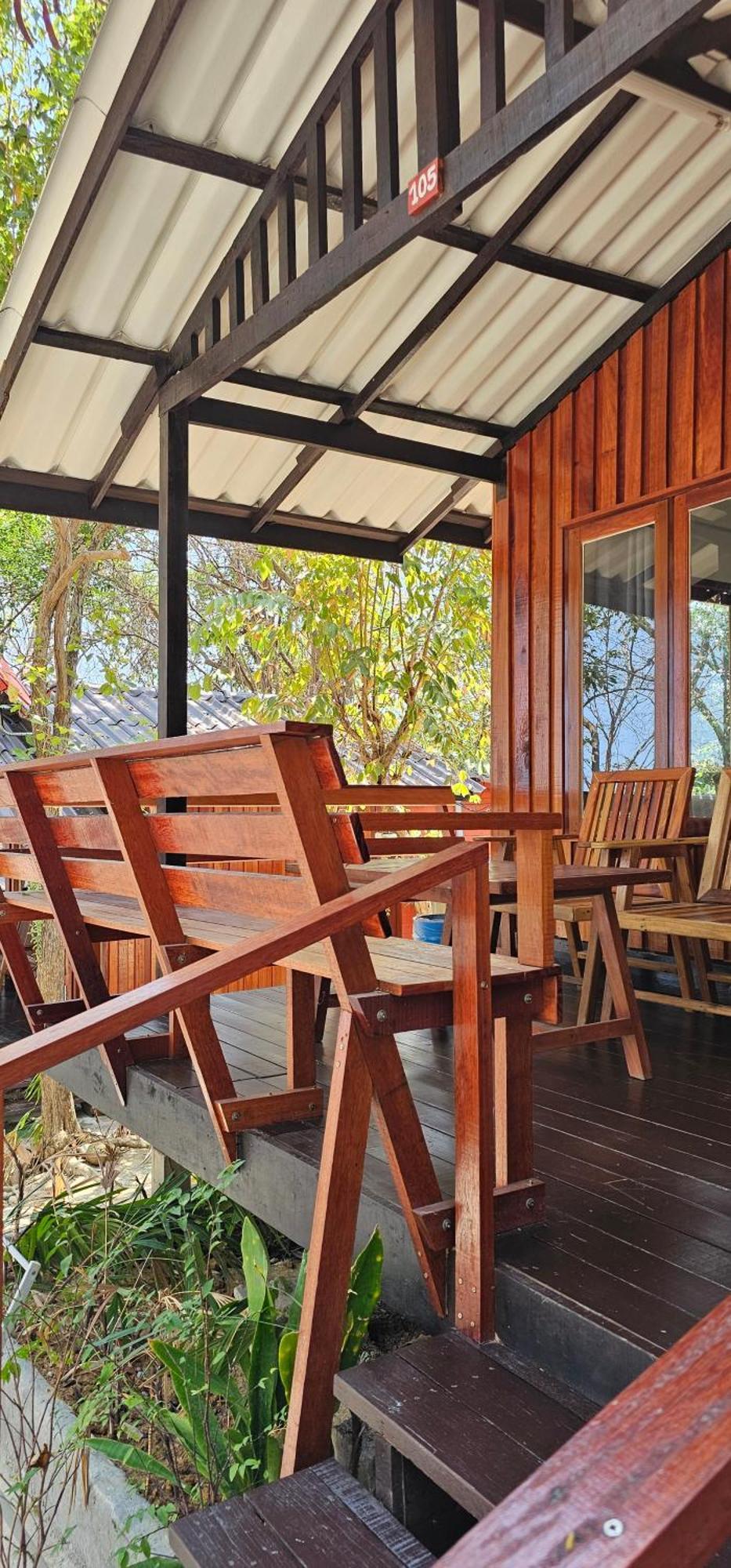 Bungalow Patio