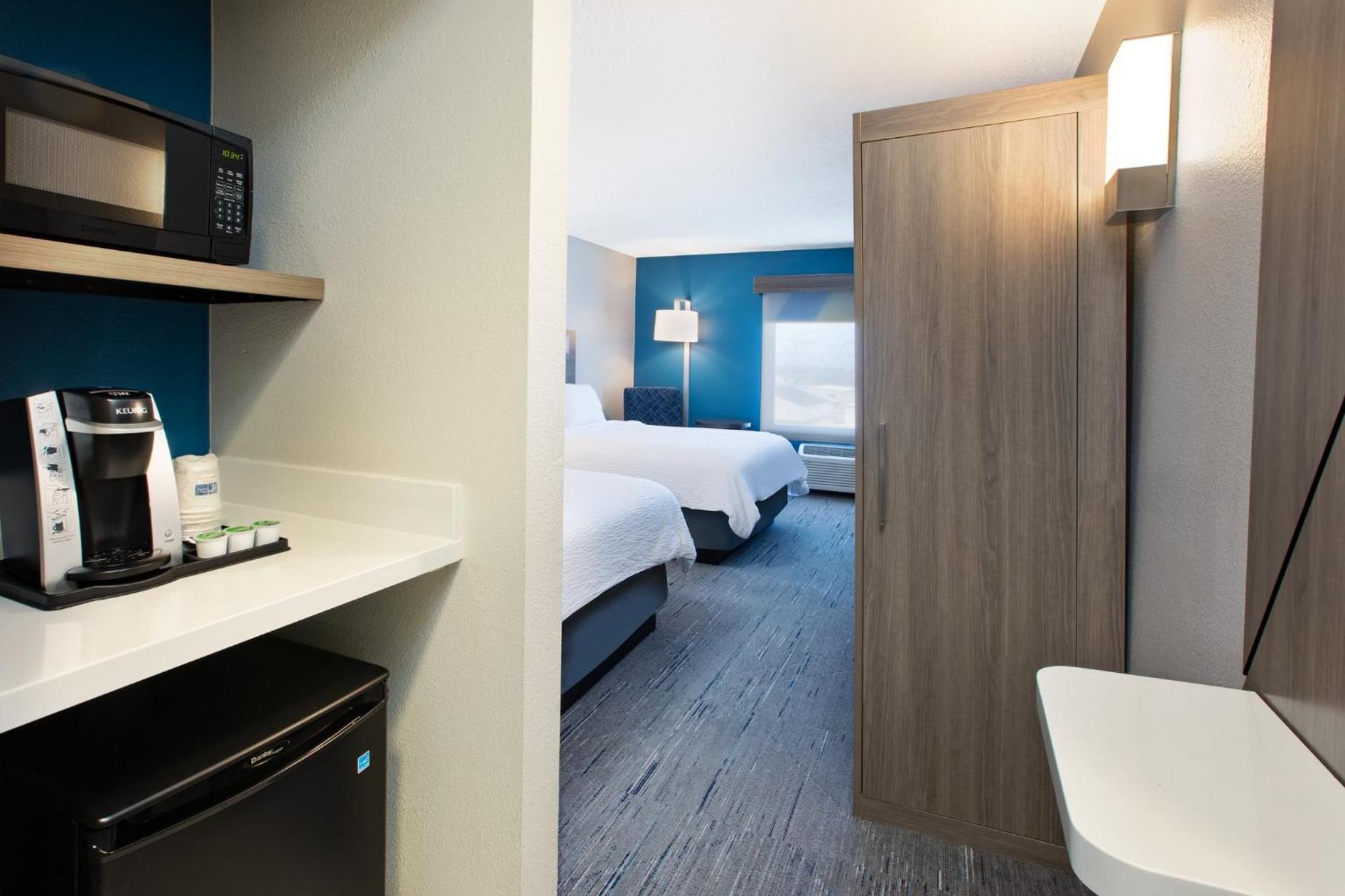 Standard Room Two Queen Beds