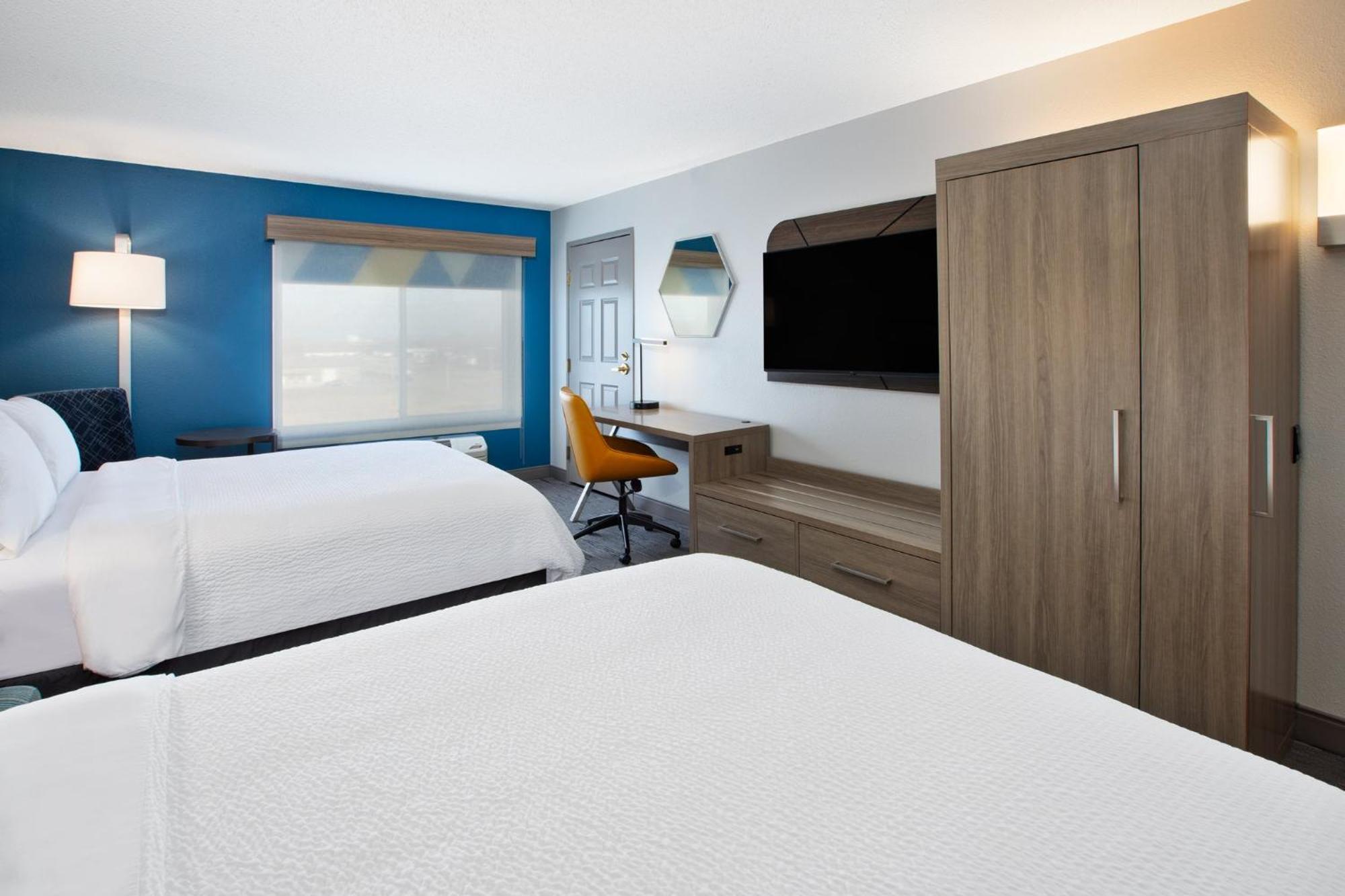 Standard Room Two Queen Beds