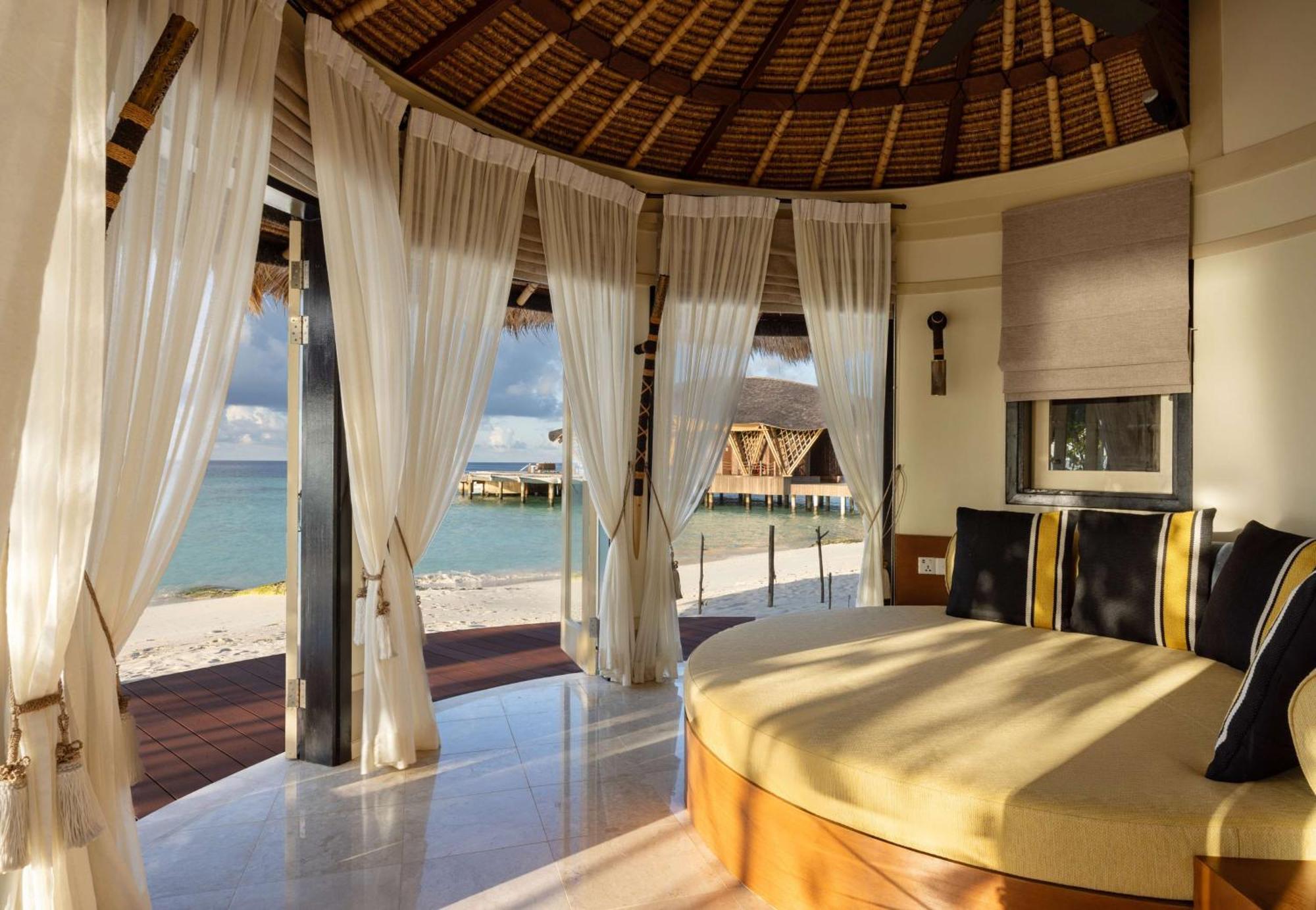 Grand Beachfront Pool Villa
