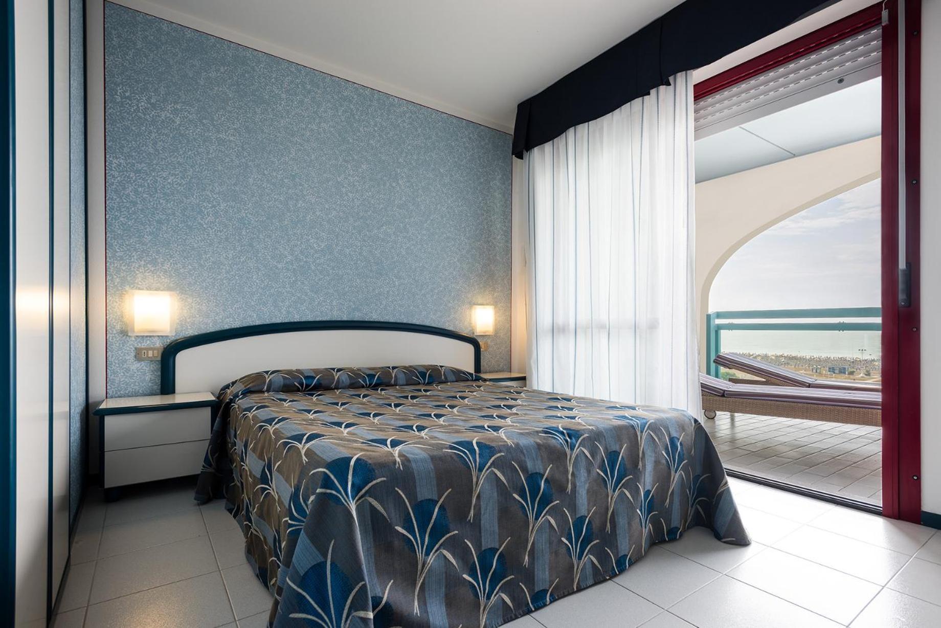 Two-Bedroom Apartment Sea View