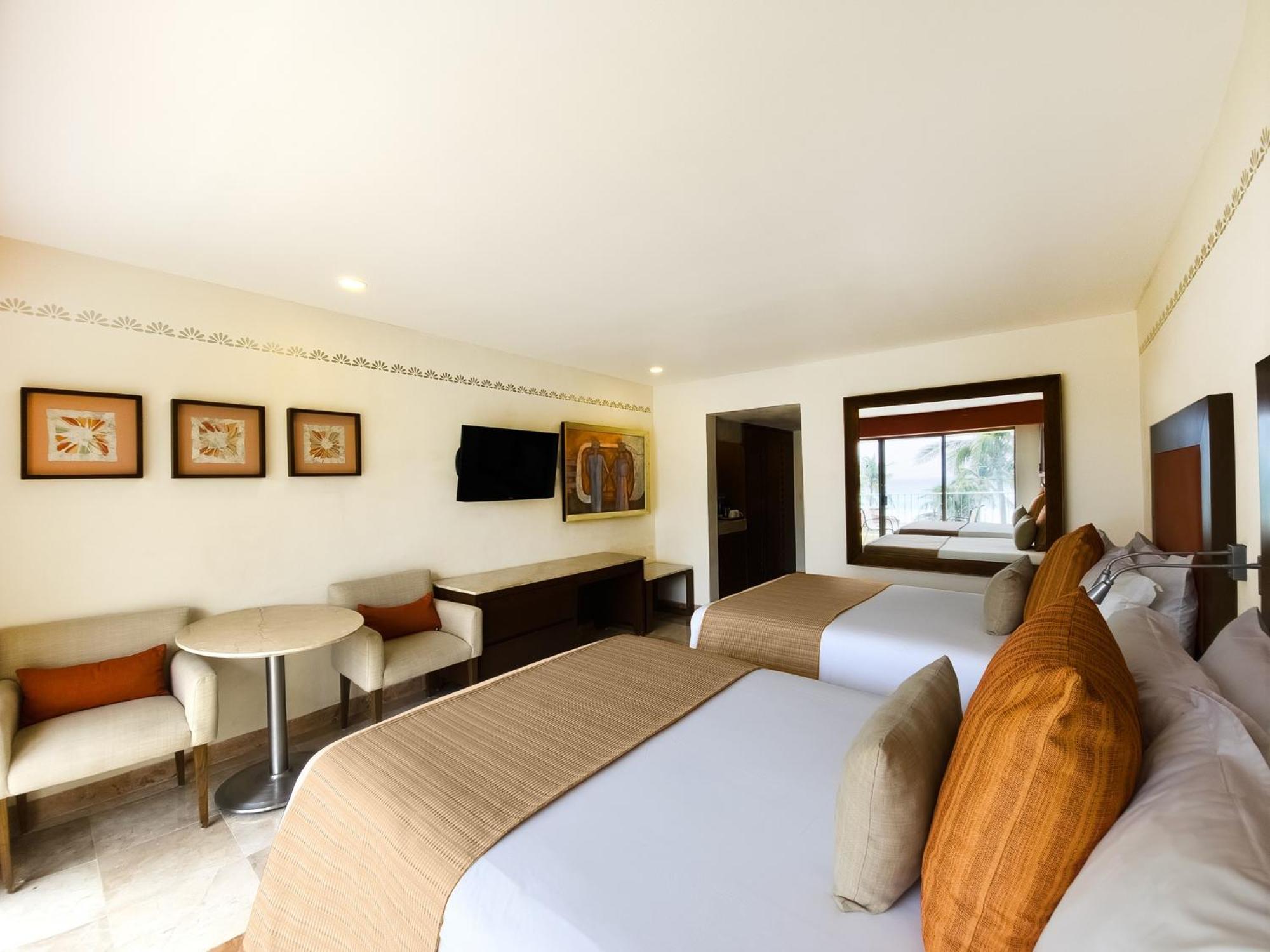 Deluxe Suite Sea View
