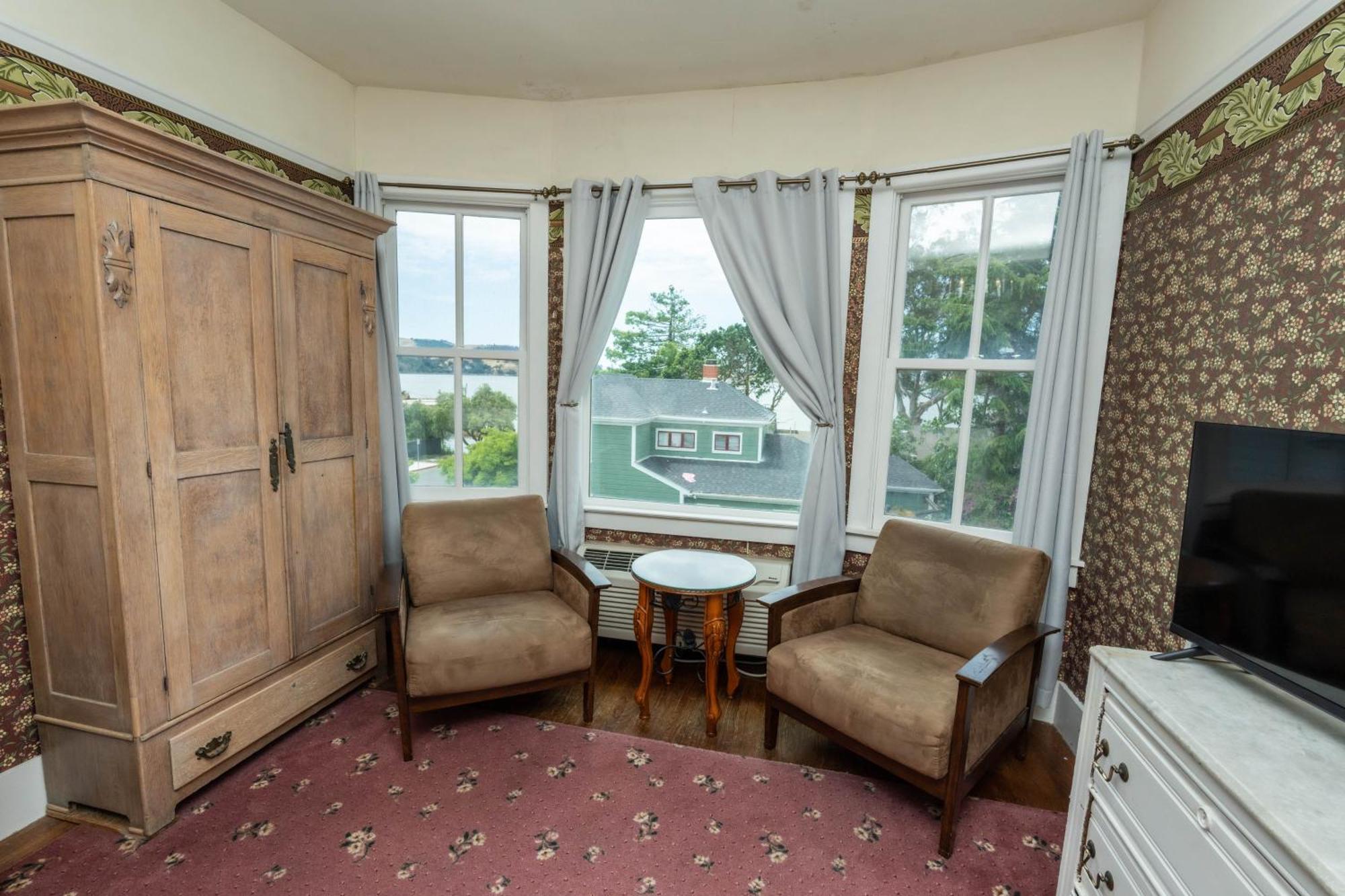 Queen Room Sea View