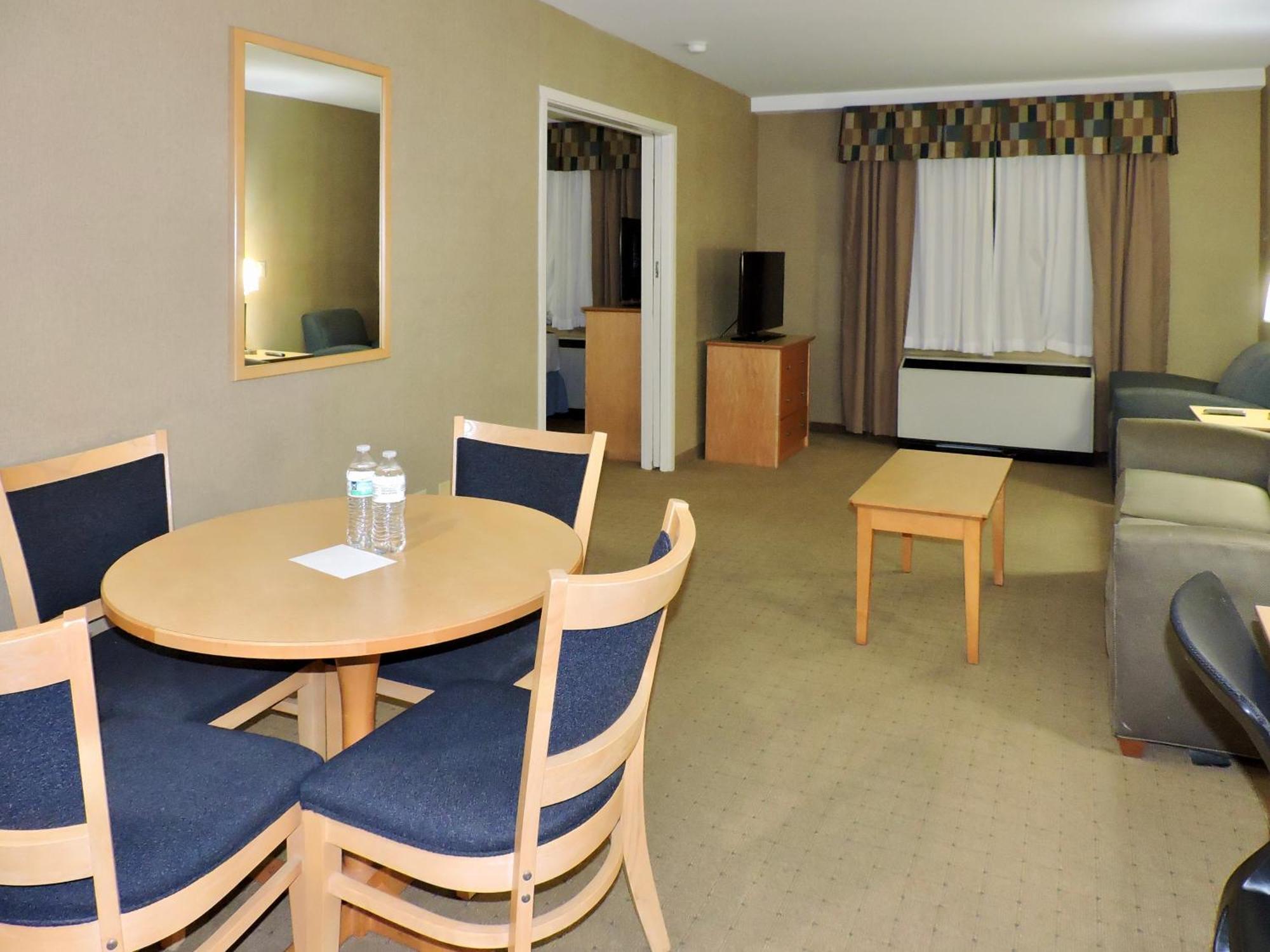 One Bedroom Suite