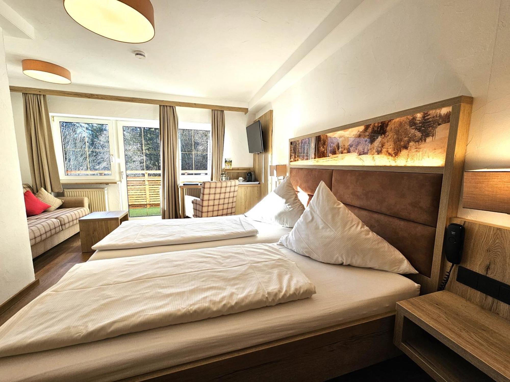 Double Room Mountain View