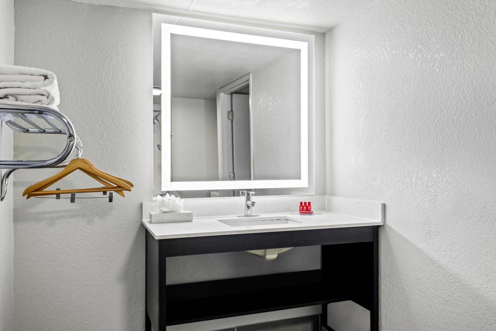 King Room One King Bed Roll Shower Mobility Accessible or Non-Smoking