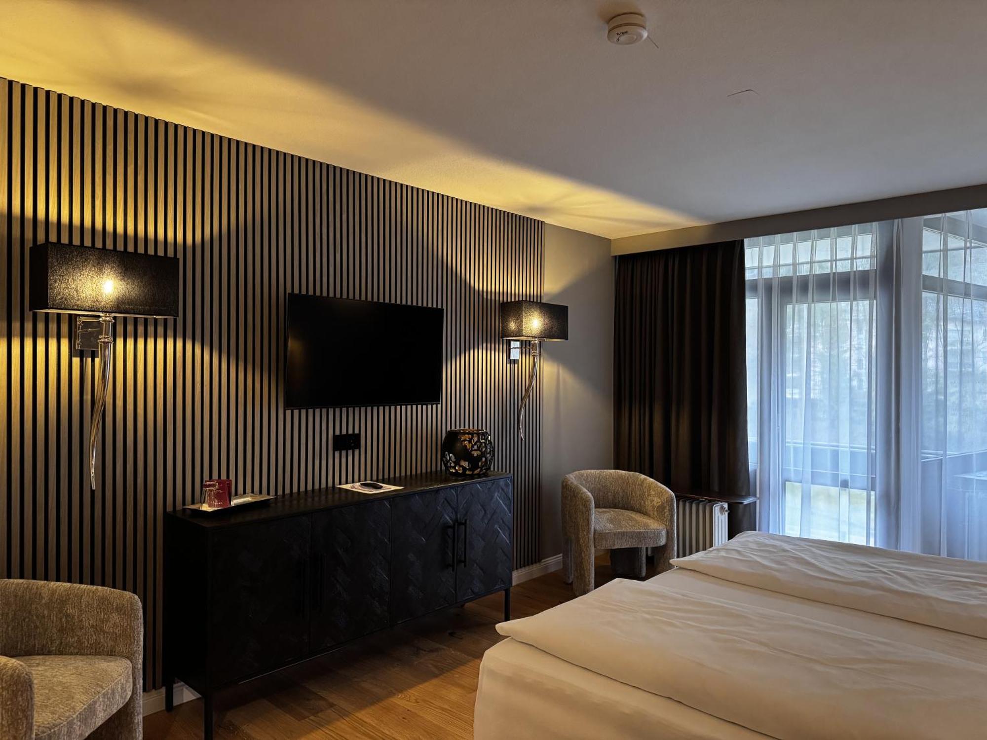 Superior King Room