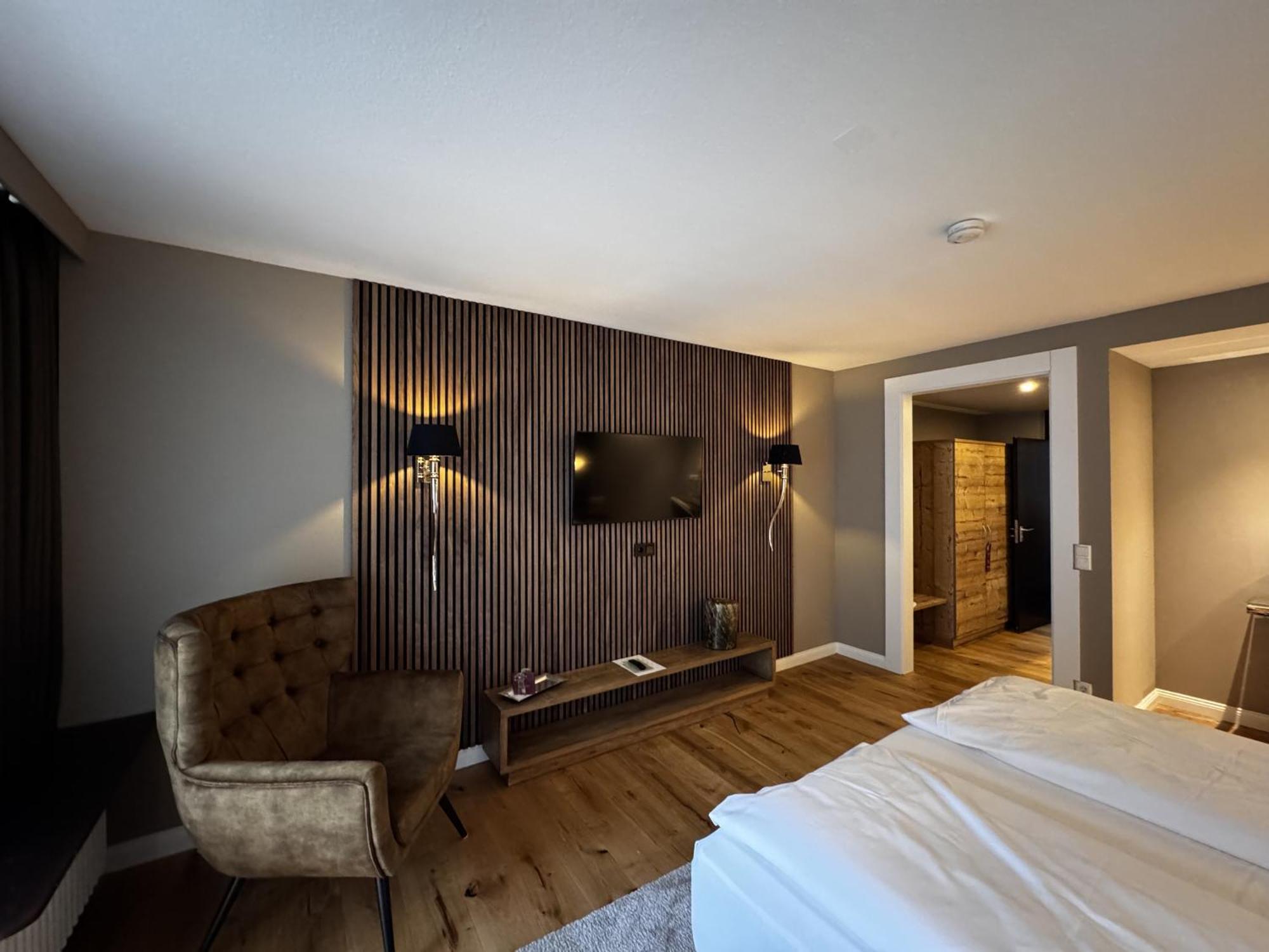 Superior King Room