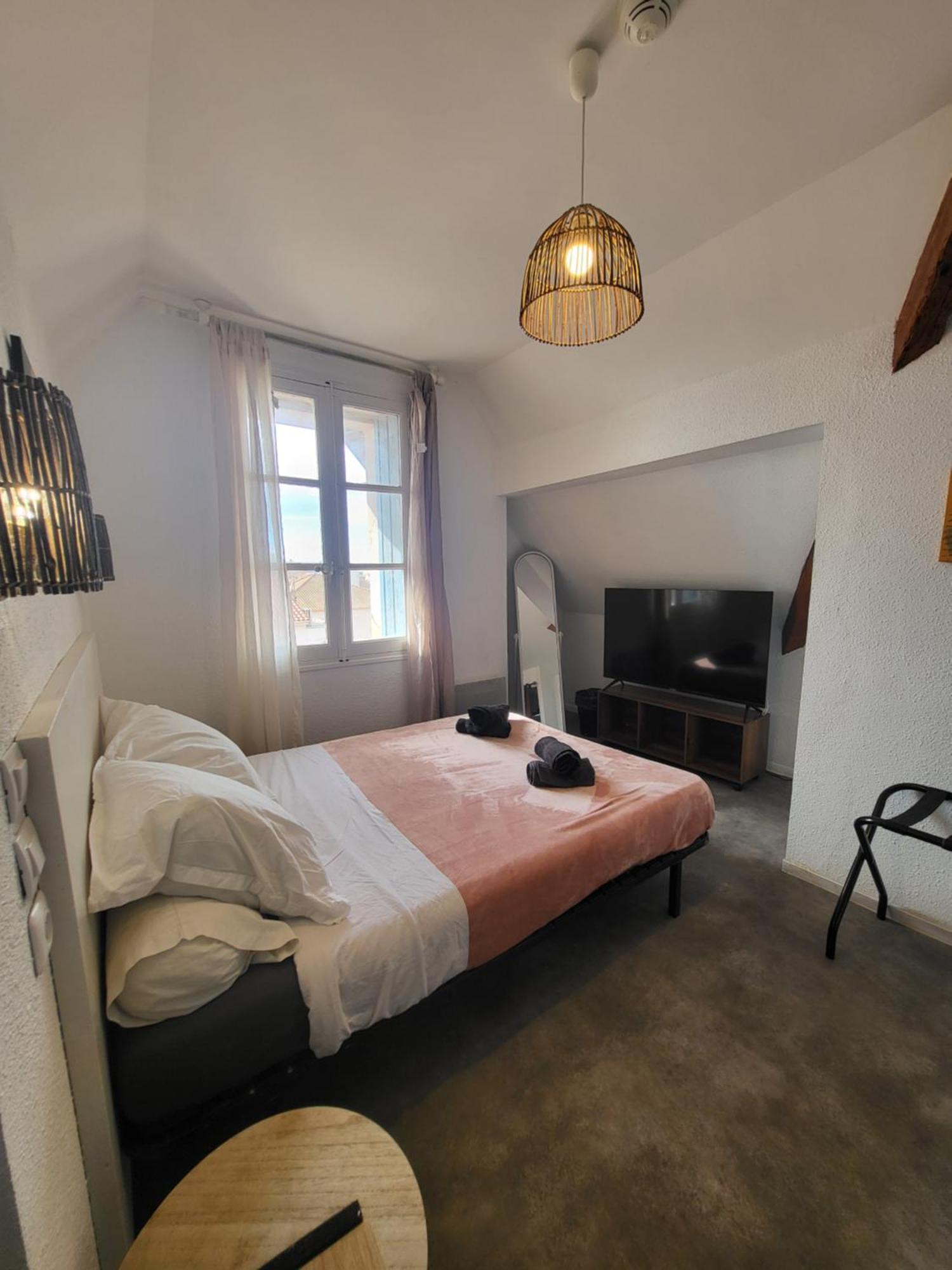 Triple Room Bathroom