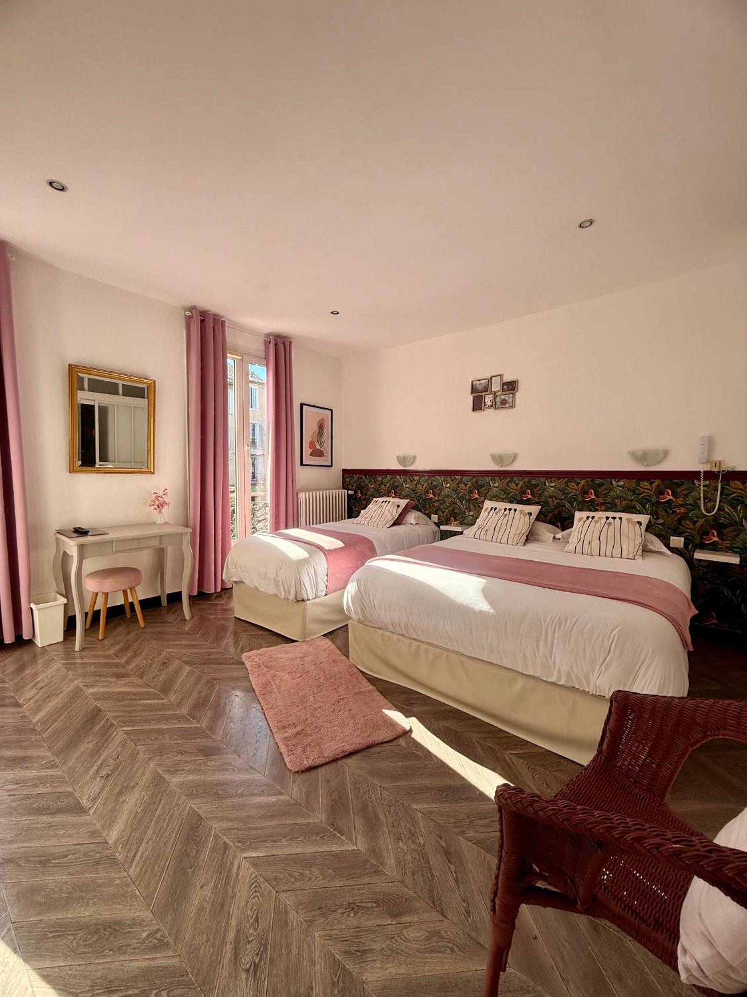 Triple Room City View