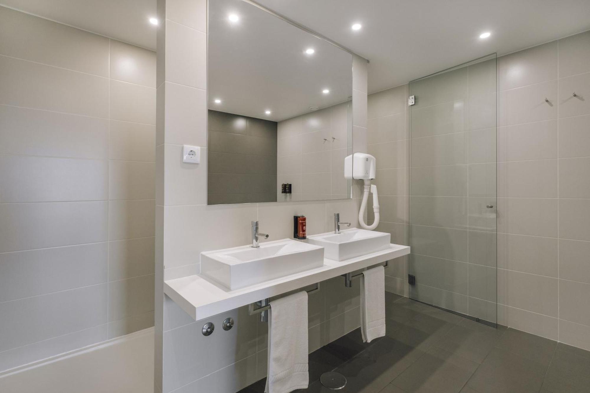 Deluxe Junior Suite