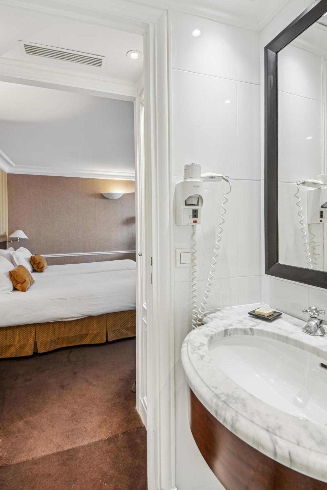 Deluxe Tweepersoonskamer met 2 Aparte Bedden