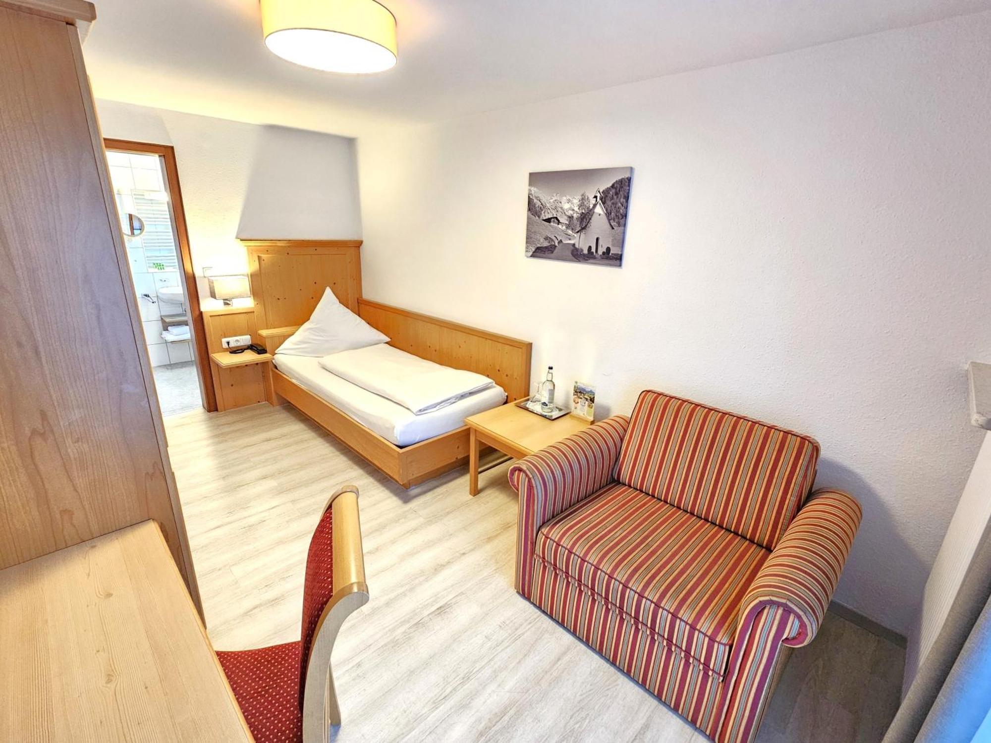 Single Room Mountain View